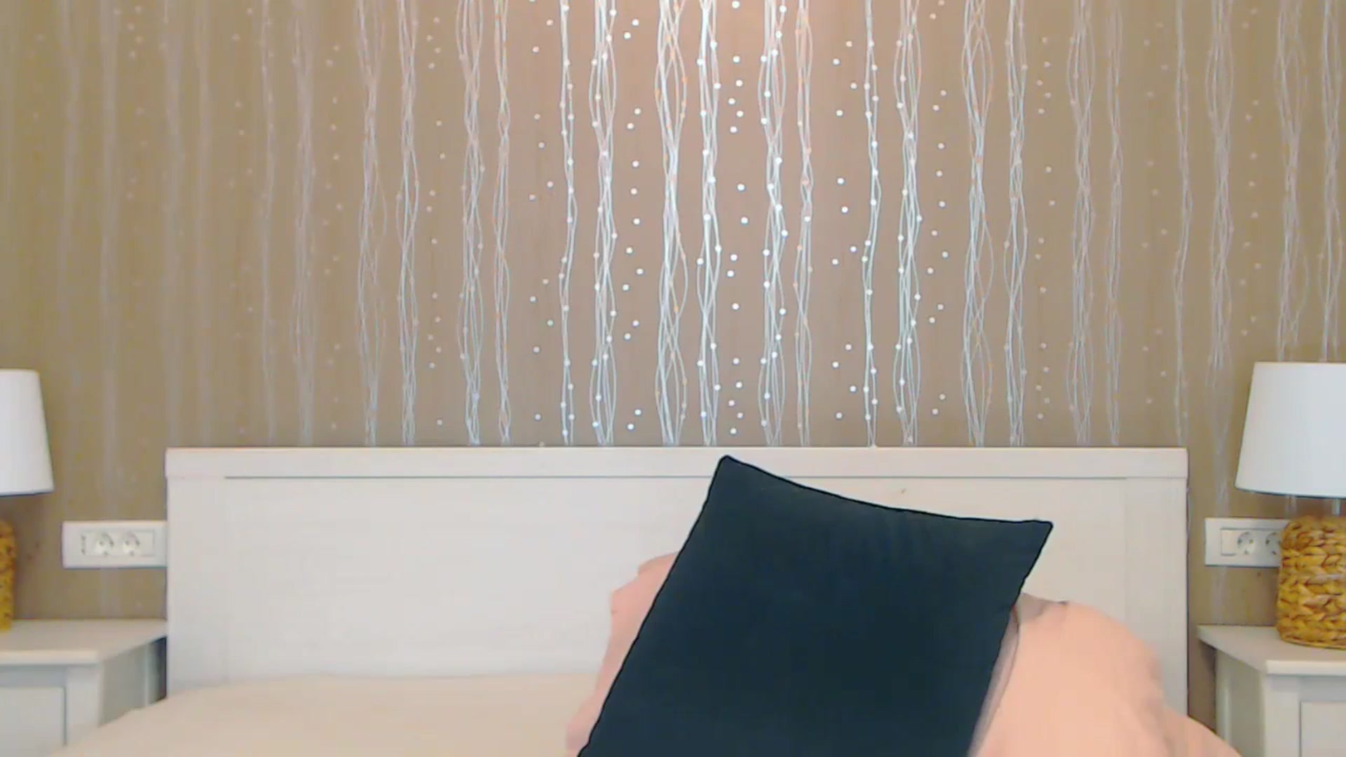 Gallery image thumbnail from MissyHot000's myfreecams stream on, 12/08/2023, 11:40 image 12 of 20