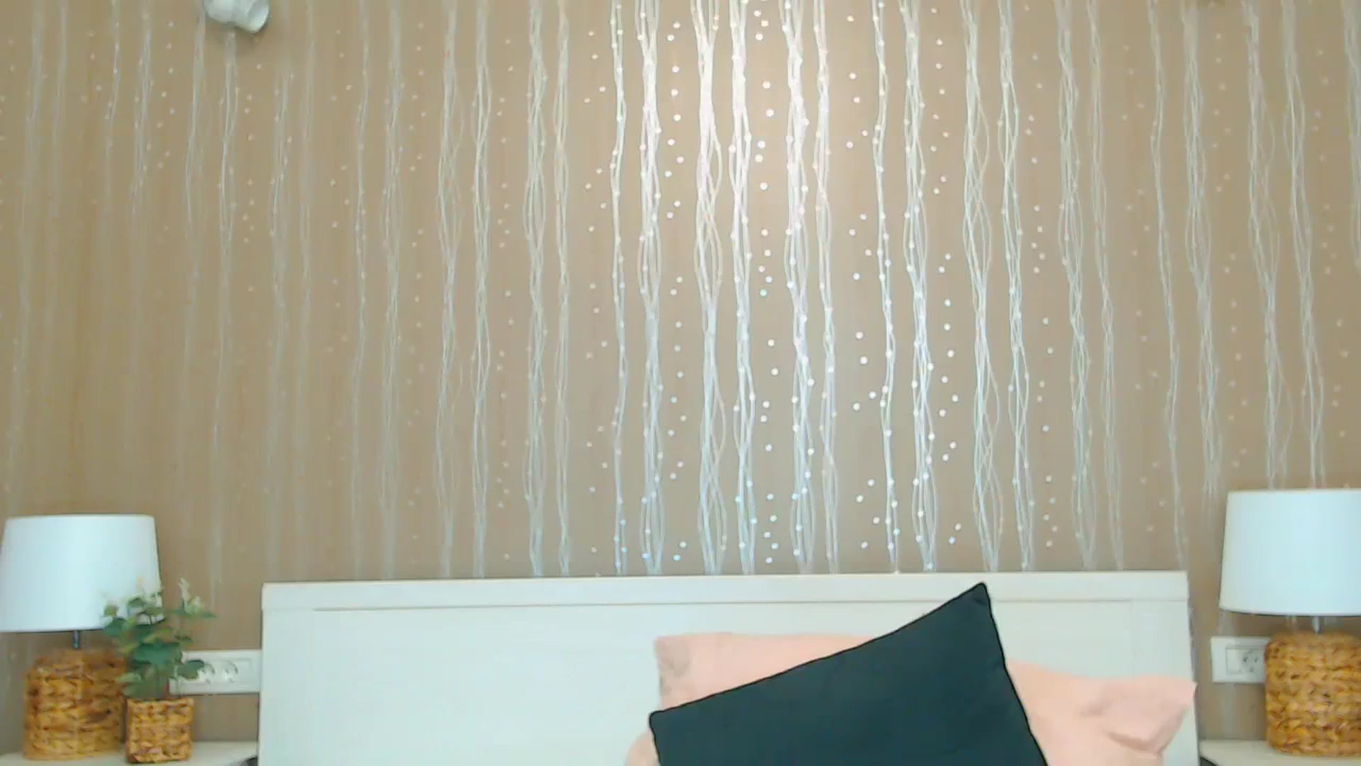 Gallery image thumbnail from MissyHot000's myfreecams stream on, 12/20/2023, 11:29 image 5 of 20