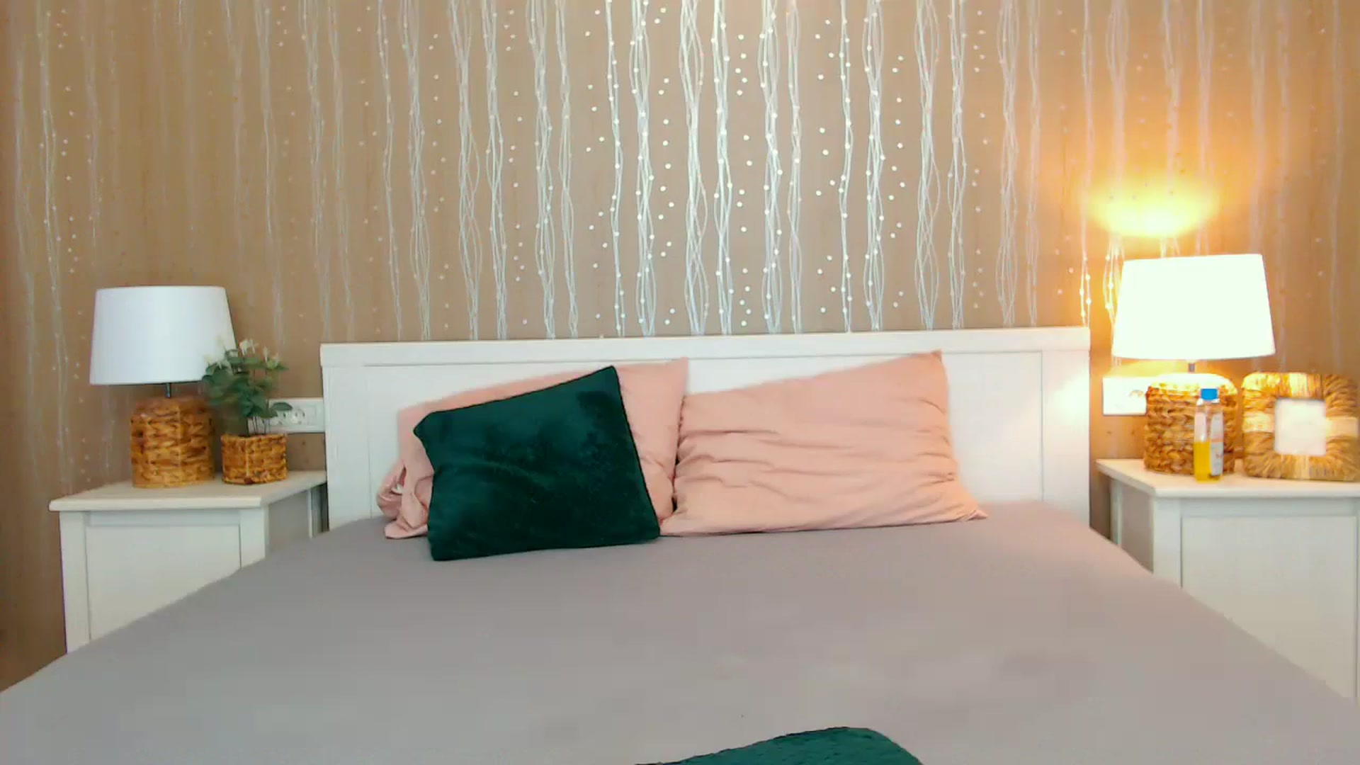 Gallery image thumbnail from MissyHot000's myfreecams stream on, 02/16/2024, 12:02 image 5 of 20