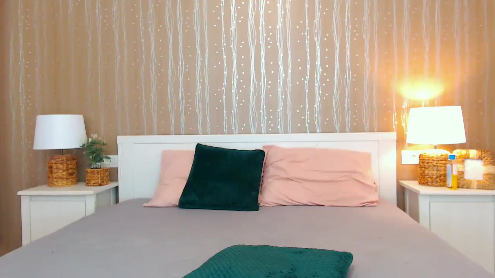 Gallery image thumbnail from MissyHot000's myfreecams stream on, 02/23/2024, 12:35 image 15 of 20