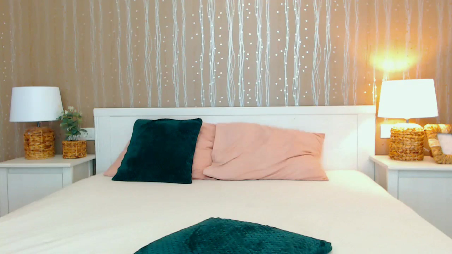Gallery image thumbnail from MissyHot000's myfreecams stream on, 03/14/2024, 13:11 image 10 of 20