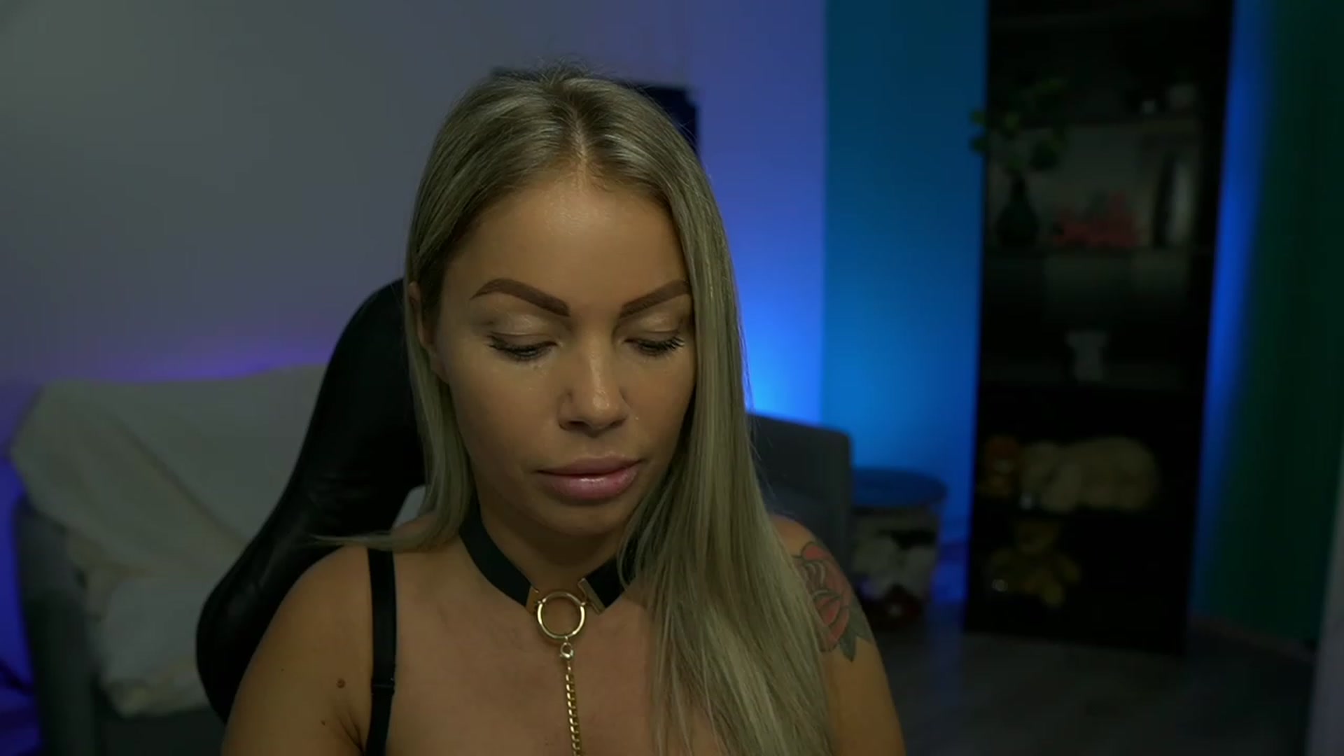 Gallery image thumbnail from MissySlapalot's myfreecams stream on, 11/16/2022, 11:52 image 17 of 20