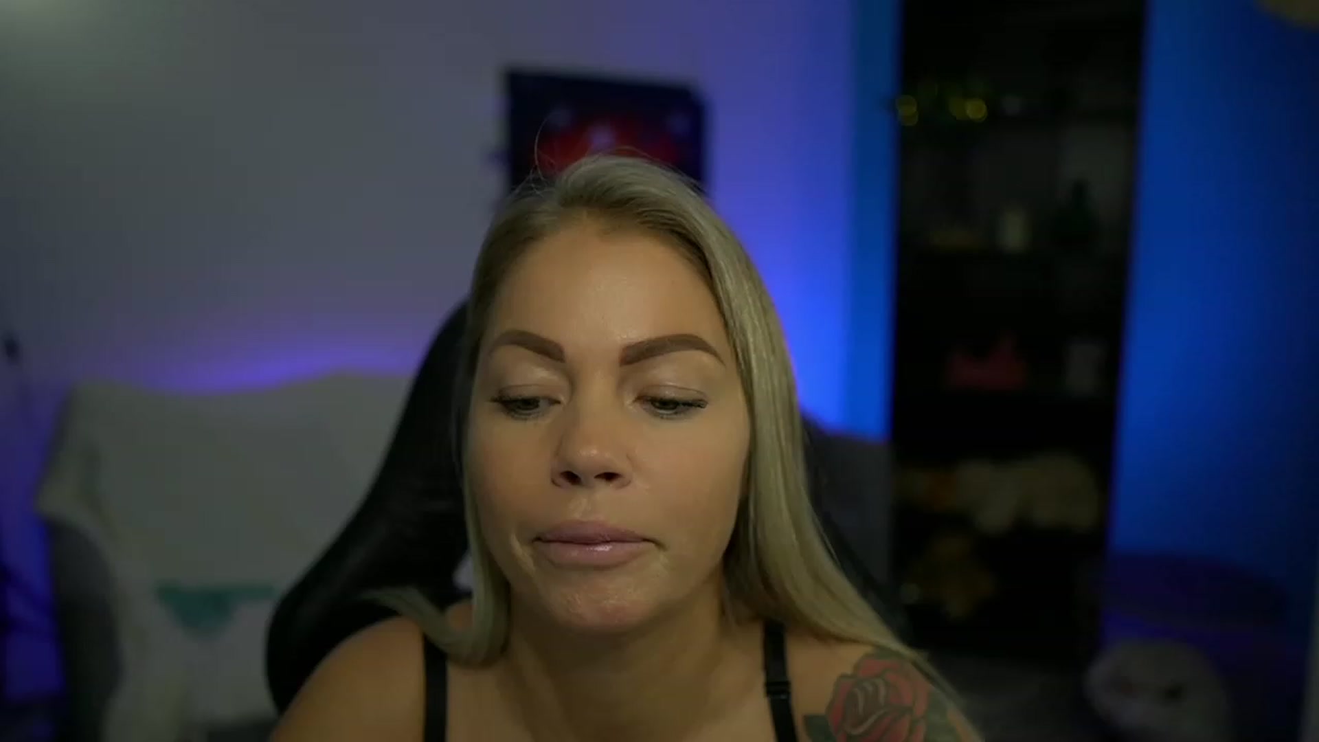 Gallery image thumbnail from MissySlapalot's myfreecams stream on, 11/21/2022, 10:58 image 6 of 20