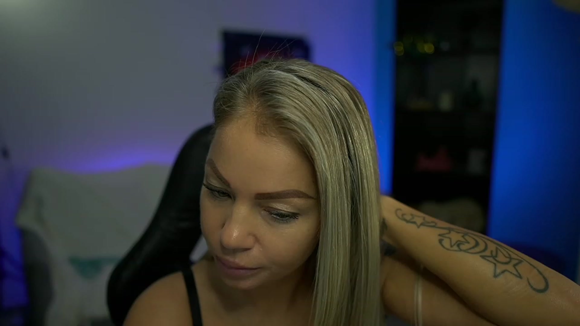 Gallery image thumbnail from MissySlapalot's myfreecams stream on, 11/21/2022, 10:58 image 1 of 20