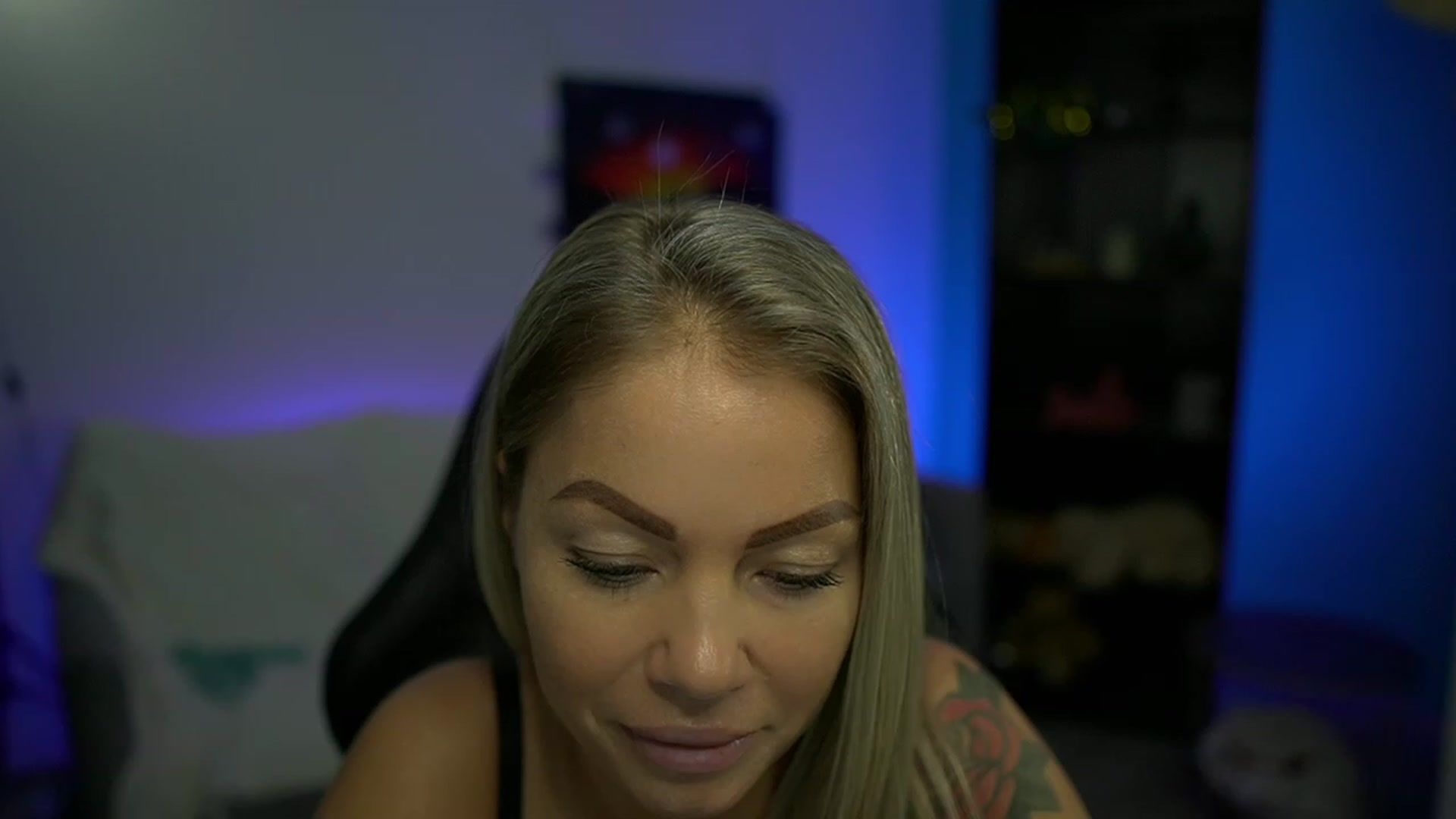 Gallery image thumbnail from MissySlapalot's myfreecams stream on, 11/21/2022, 10:58 image 8 of 20