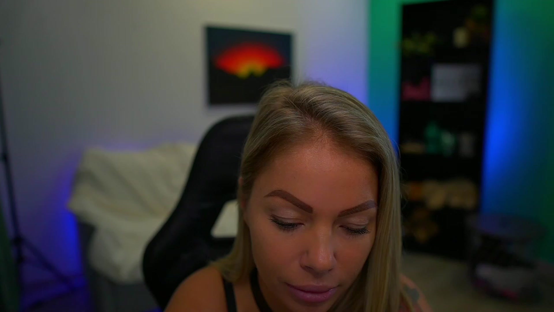 Gallery image thumbnail from MissySlapalot's myfreecams stream on, 11/24/2022, 11:20 image 8 of 20