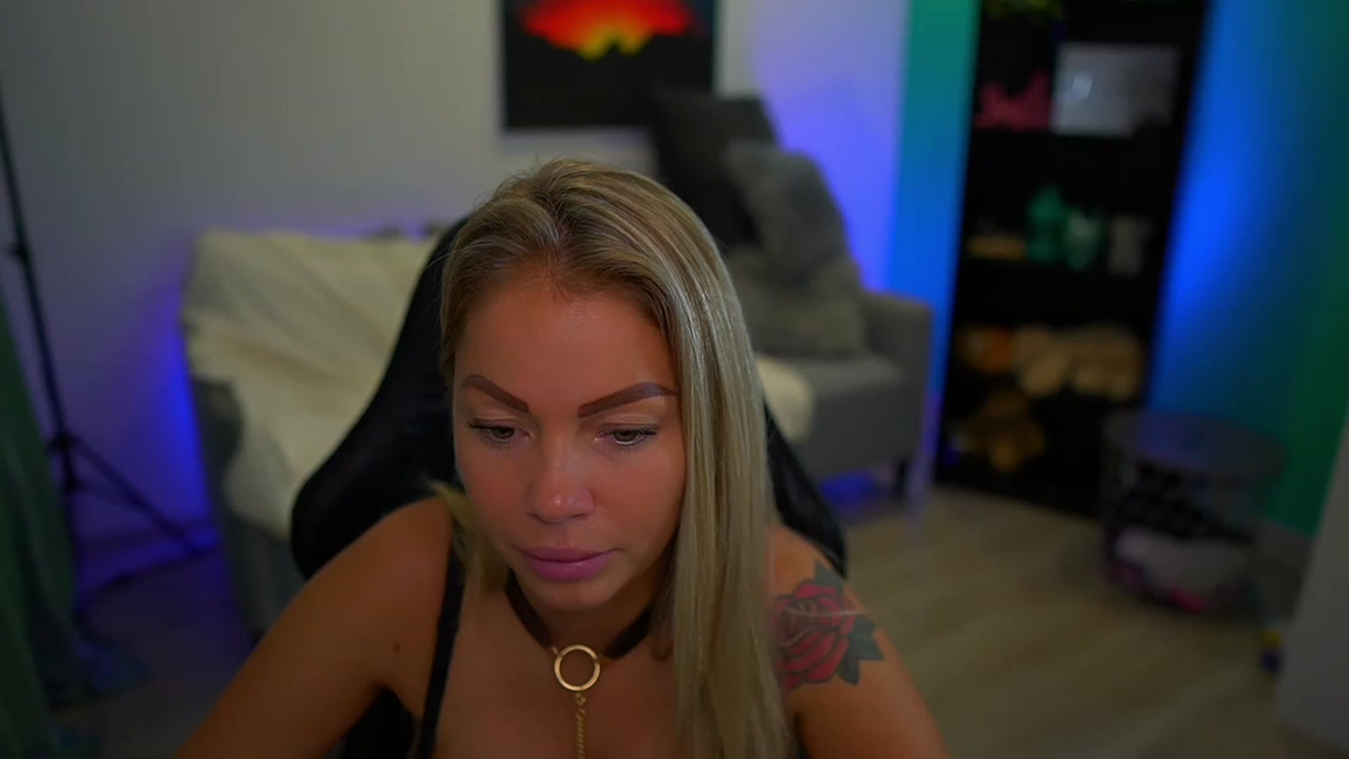 Gallery image thumbnail from MissySlapalot's myfreecams stream on, 11/24/2022, 17:59 image 5 of 20