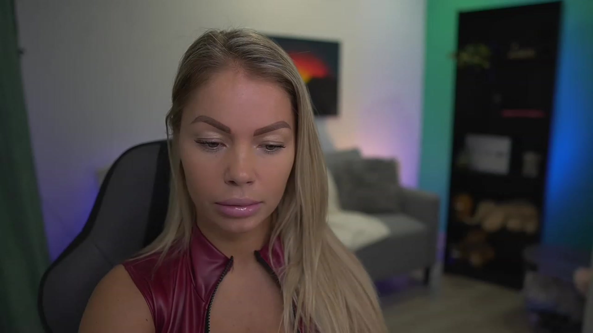 Gallery image thumbnail from MissySlapalot's myfreecams stream on, 11/29/2022, 09:18 image 18 of 20