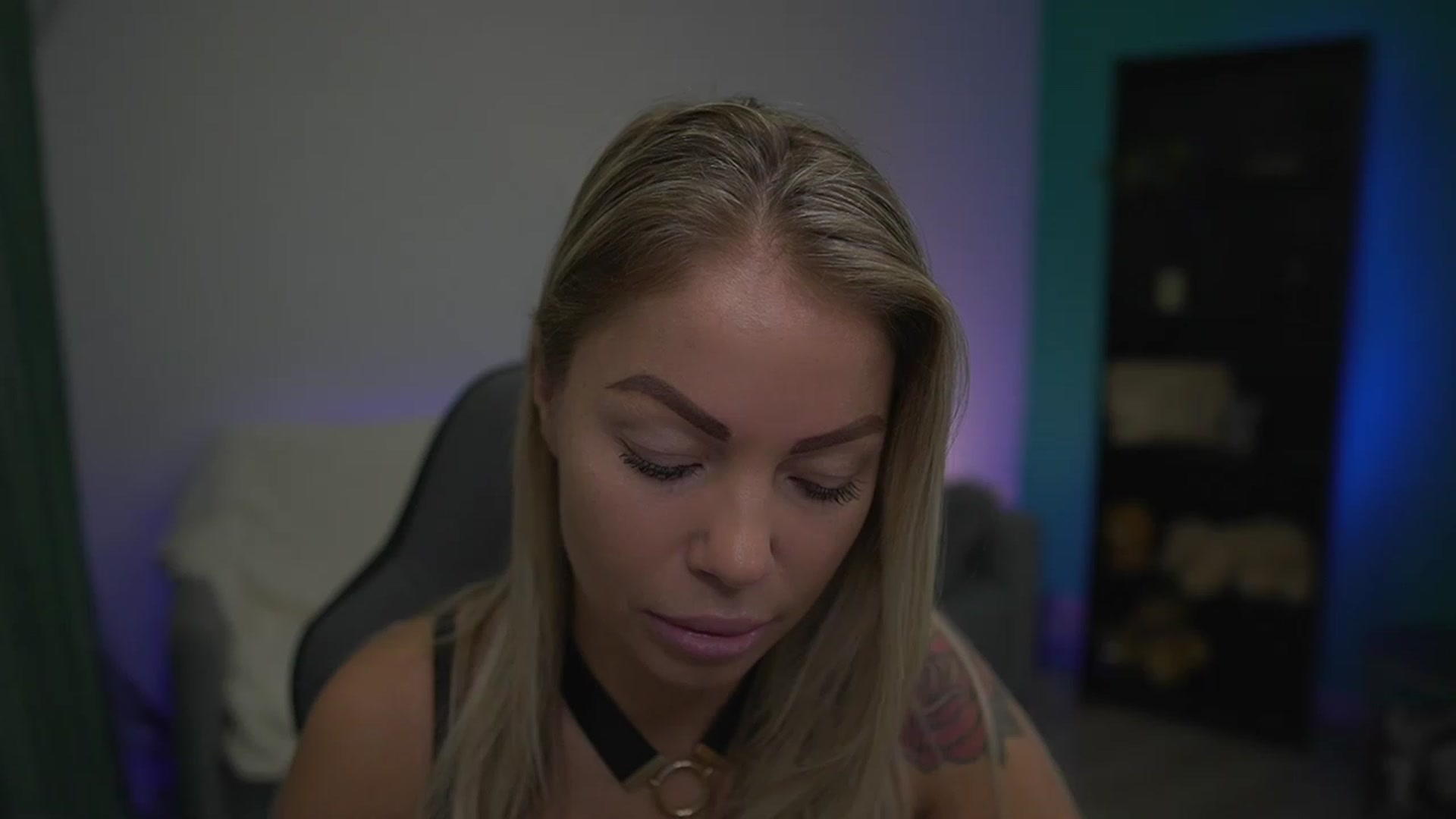 Gallery image thumbnail from MissySlapalot's myfreecams stream on, 12/01/2022, 09:21 image 5 of 20