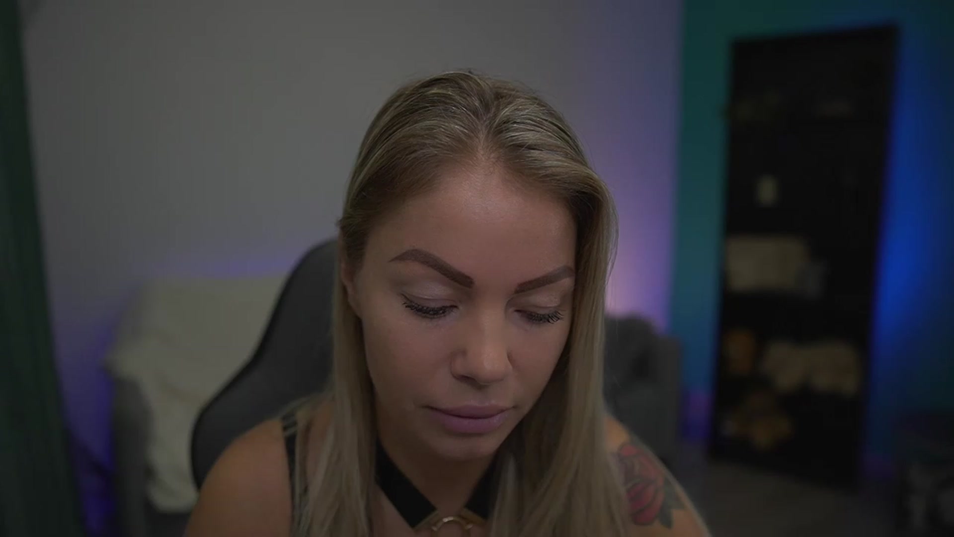 Gallery image thumbnail from MissySlapalot's myfreecams stream on, 12/01/2022, 09:21 image 7 of 20
