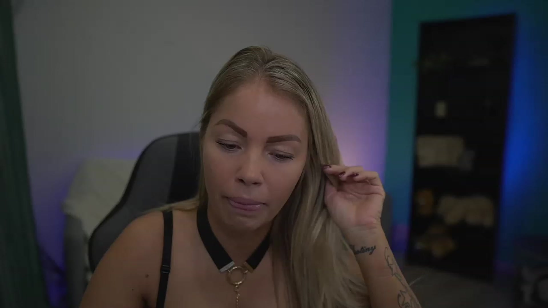Gallery image thumbnail from MissySlapalot's myfreecams stream on, 12/01/2022, 11:20 image 2 of 20