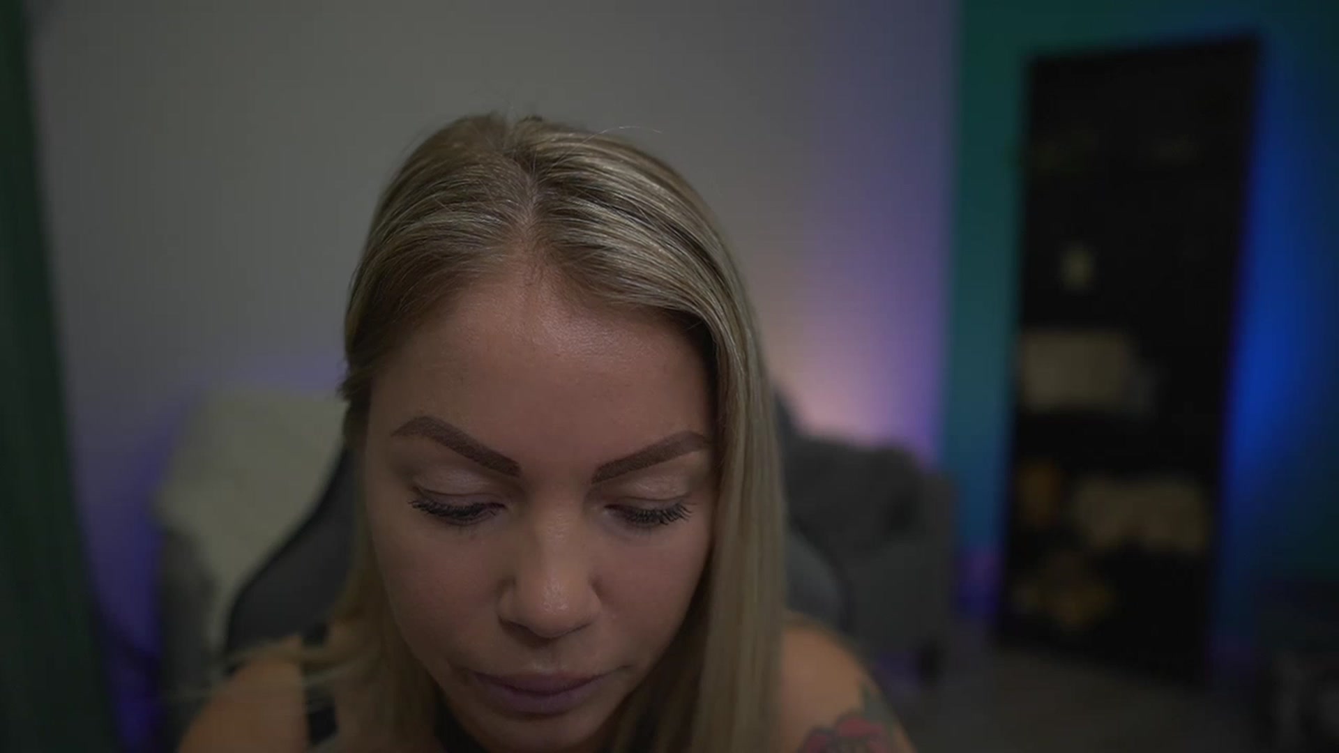 Gallery image thumbnail from MissySlapalot's myfreecams stream on, 12/01/2022, 11:20 image 18 of 20