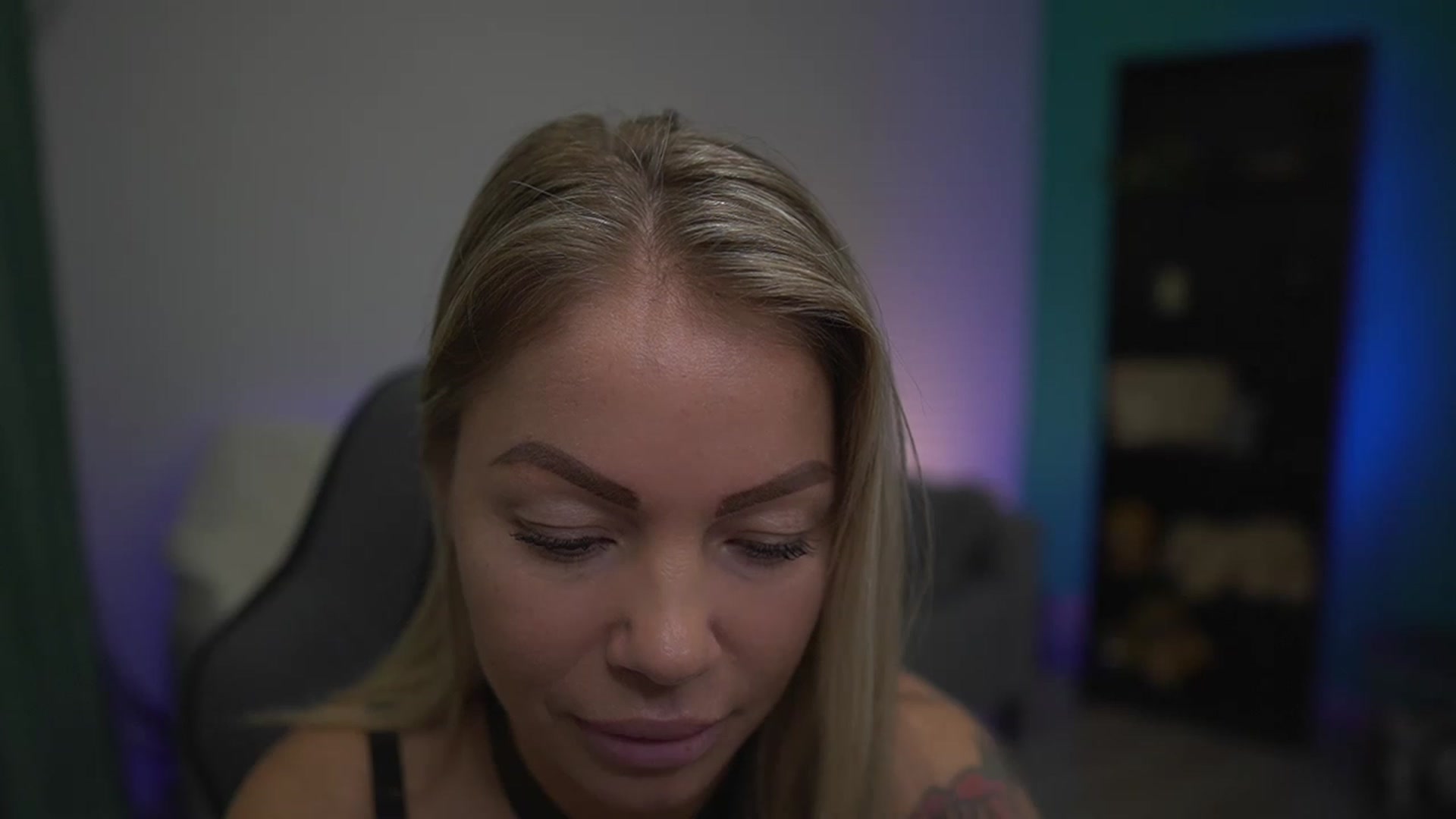 Gallery image thumbnail from MissySlapalot's myfreecams stream on, 12/01/2022, 11:20 image 13 of 20
