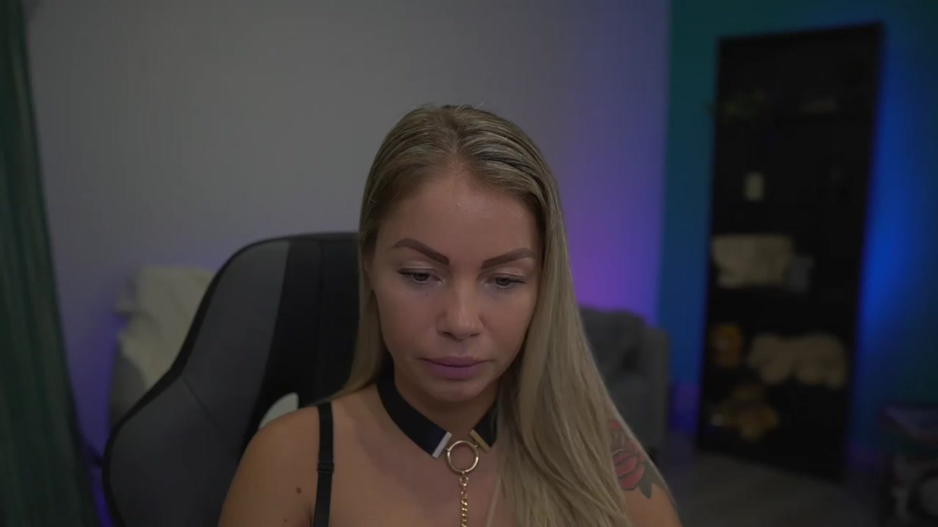 Gallery image thumbnail from MissySlapalot's myfreecams stream on, 12/01/2022, 16:10 image 11 of 20