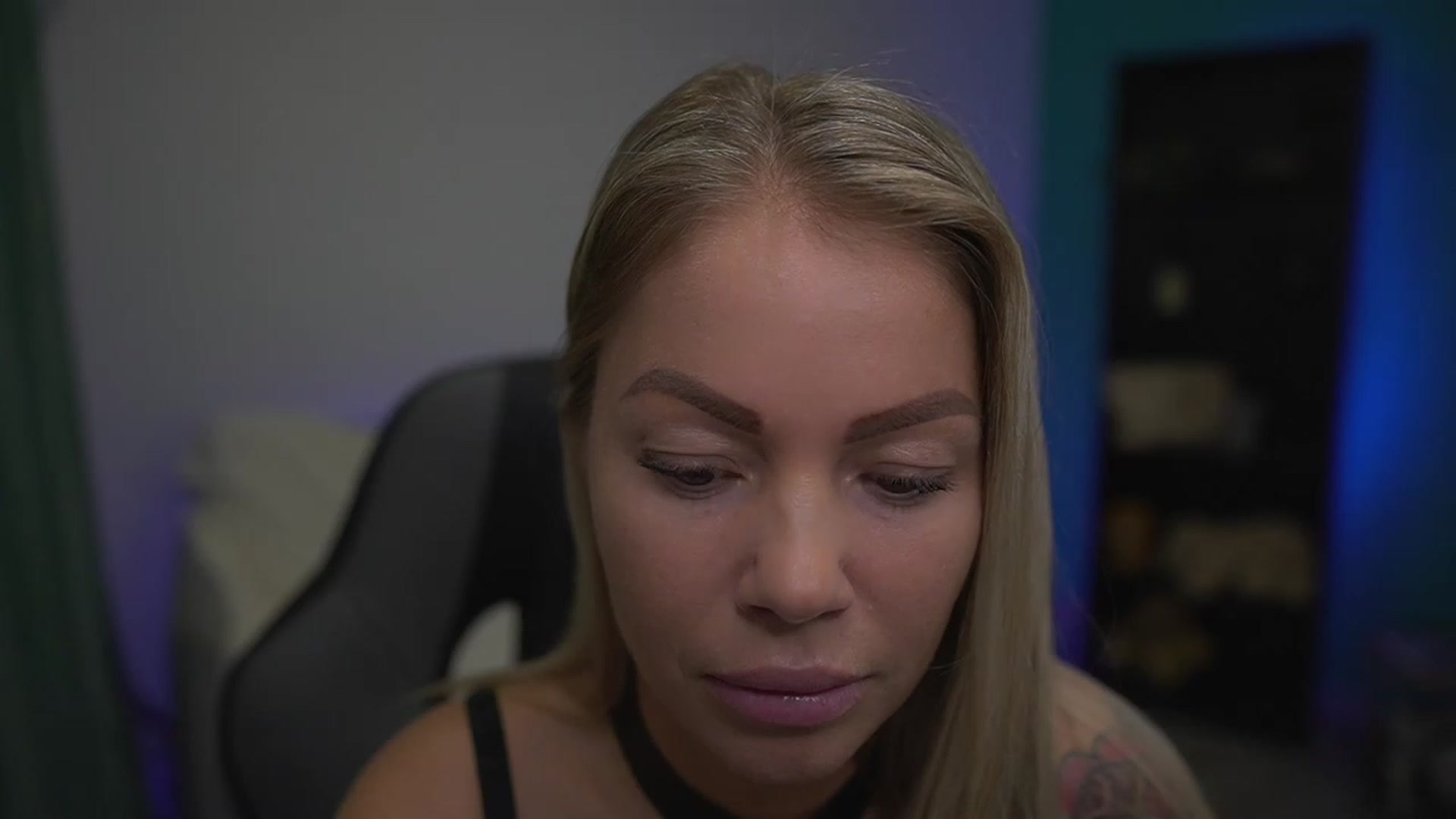 Gallery image thumbnail from MissySlapalot's myfreecams stream on, 12/01/2022, 17:47 image 17 of 20