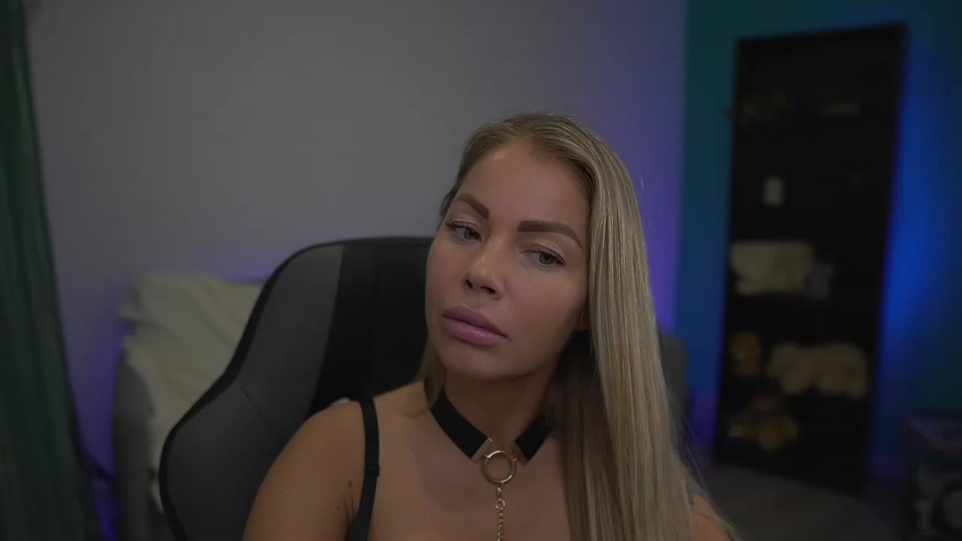 Gallery image thumbnail from MissySlapalot's myfreecams stream on, 12/01/2022, 17:47 image 18 of 20