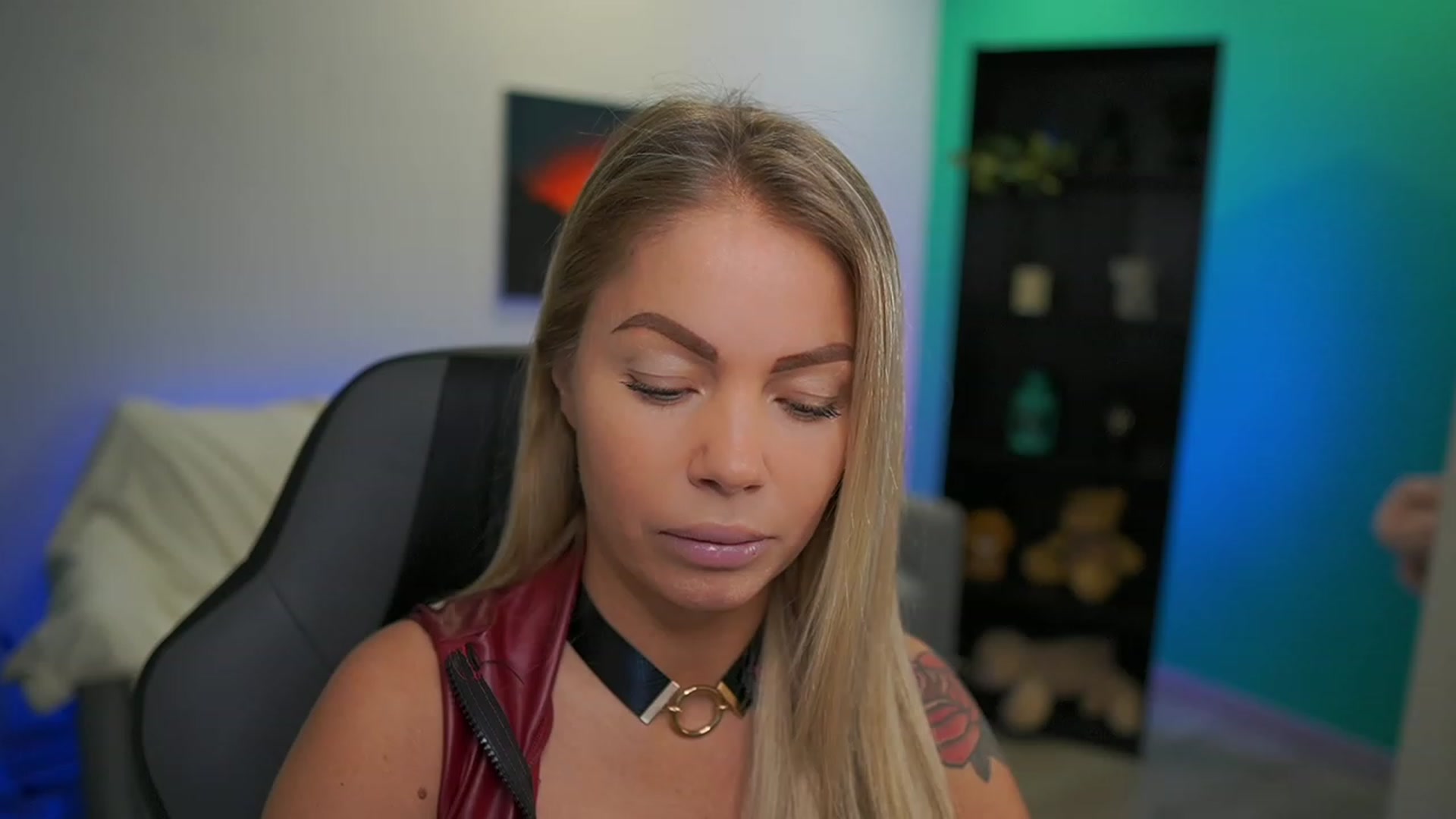 Gallery image thumbnail from MissySlapalot's myfreecams stream on, 12/12/2022, 10:39 image 18 of 20