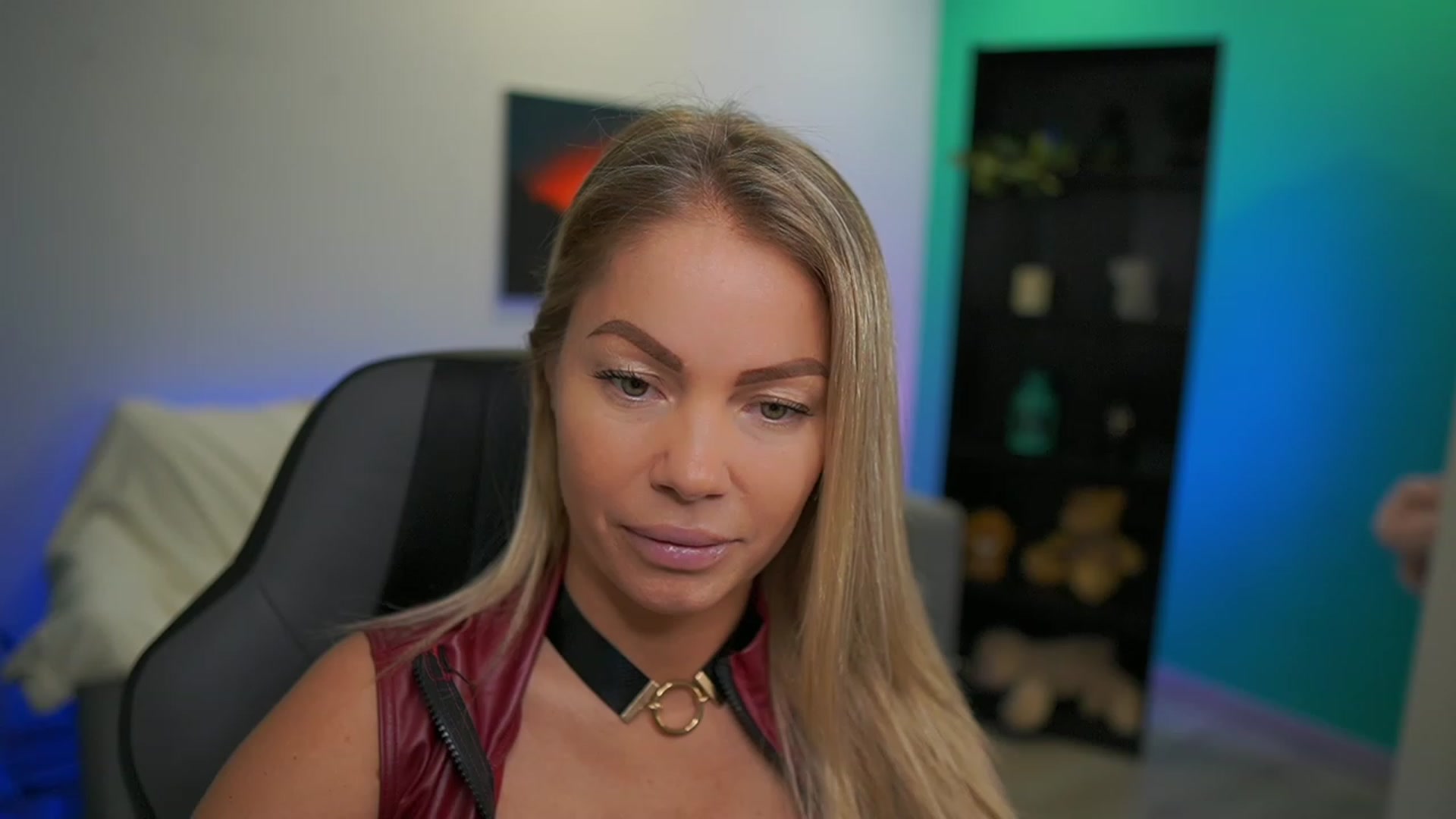 Gallery image thumbnail from MissySlapalot's myfreecams stream on, 12/12/2022, 10:39 image 14 of 20