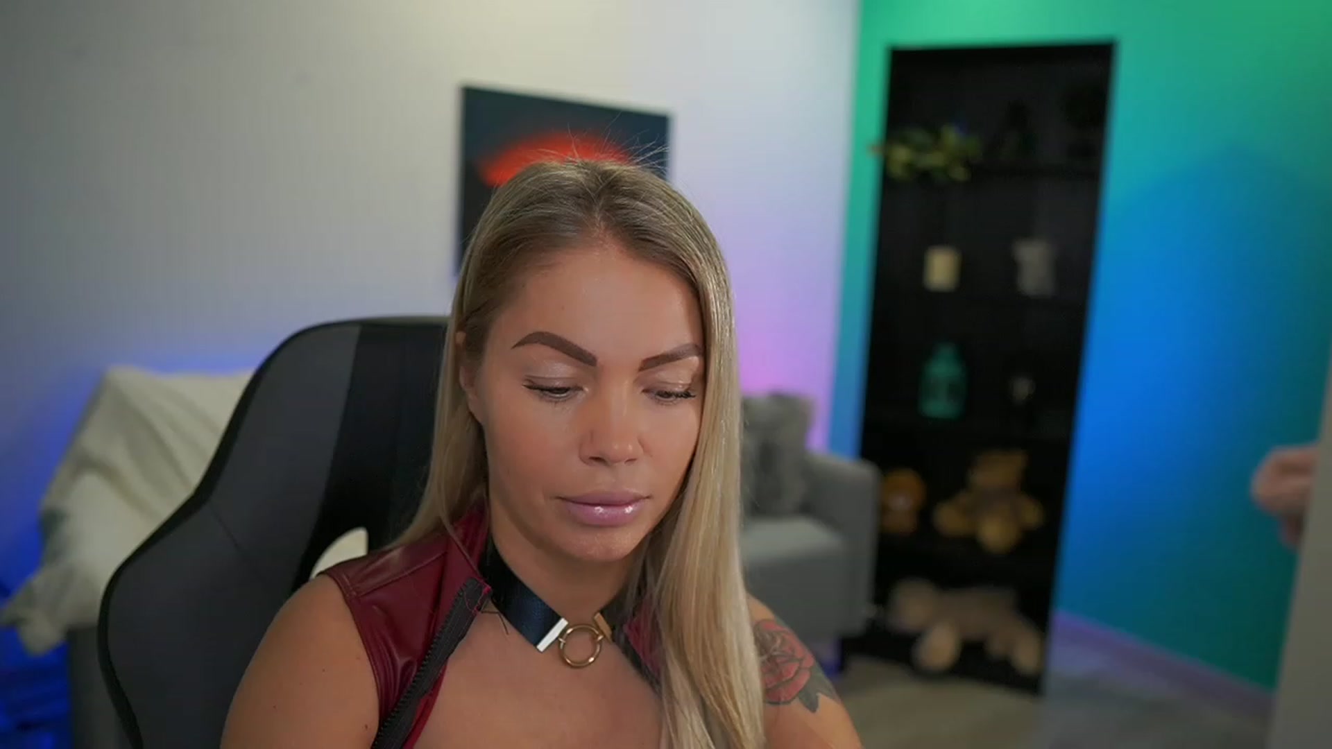 Gallery image thumbnail from MissySlapalot's myfreecams stream on, 12/12/2022, 14:27 image 2 of 20