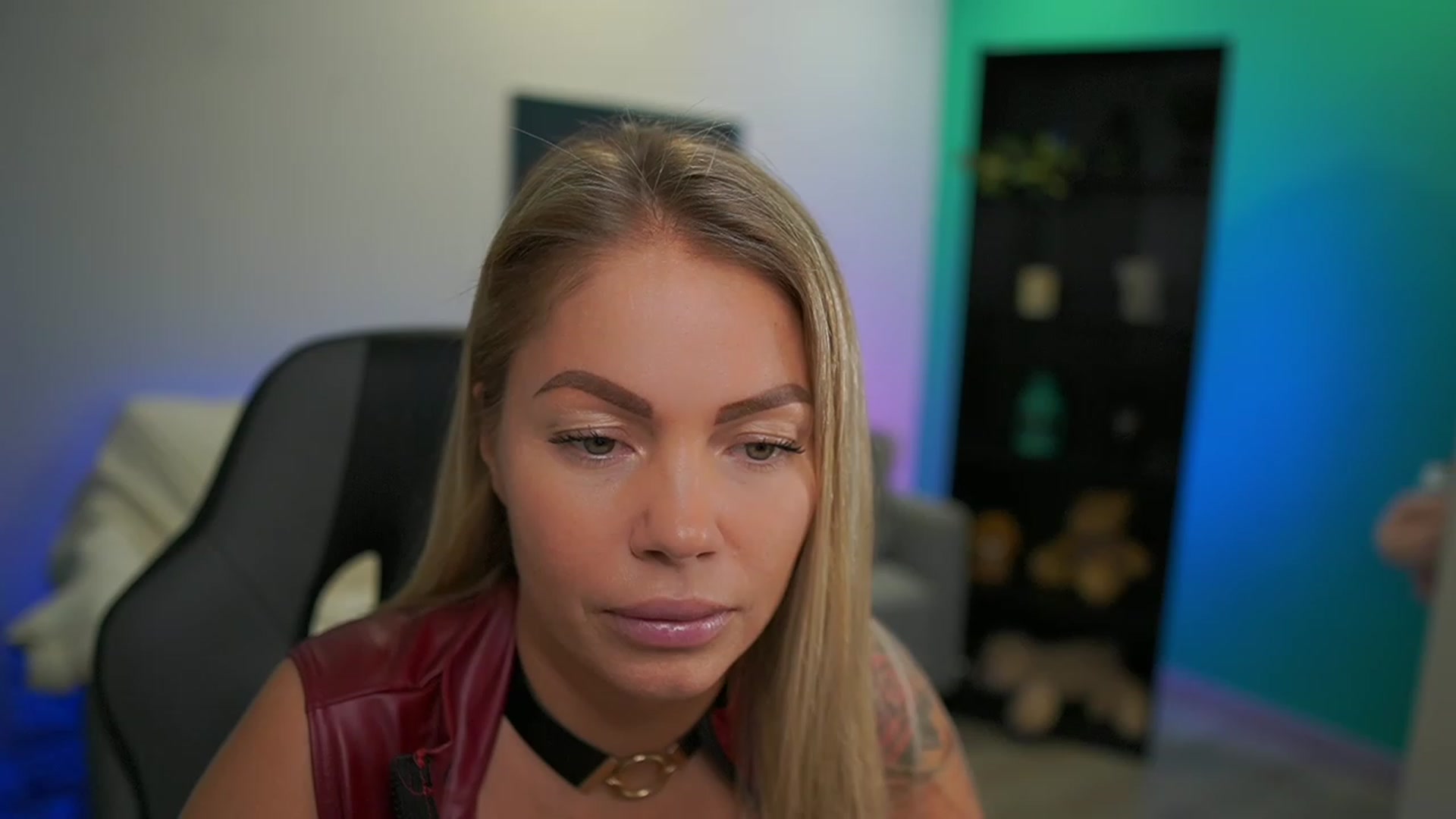 Gallery image thumbnail from MissySlapalot's myfreecams stream on, 12/12/2022, 17:59 image 6 of 20