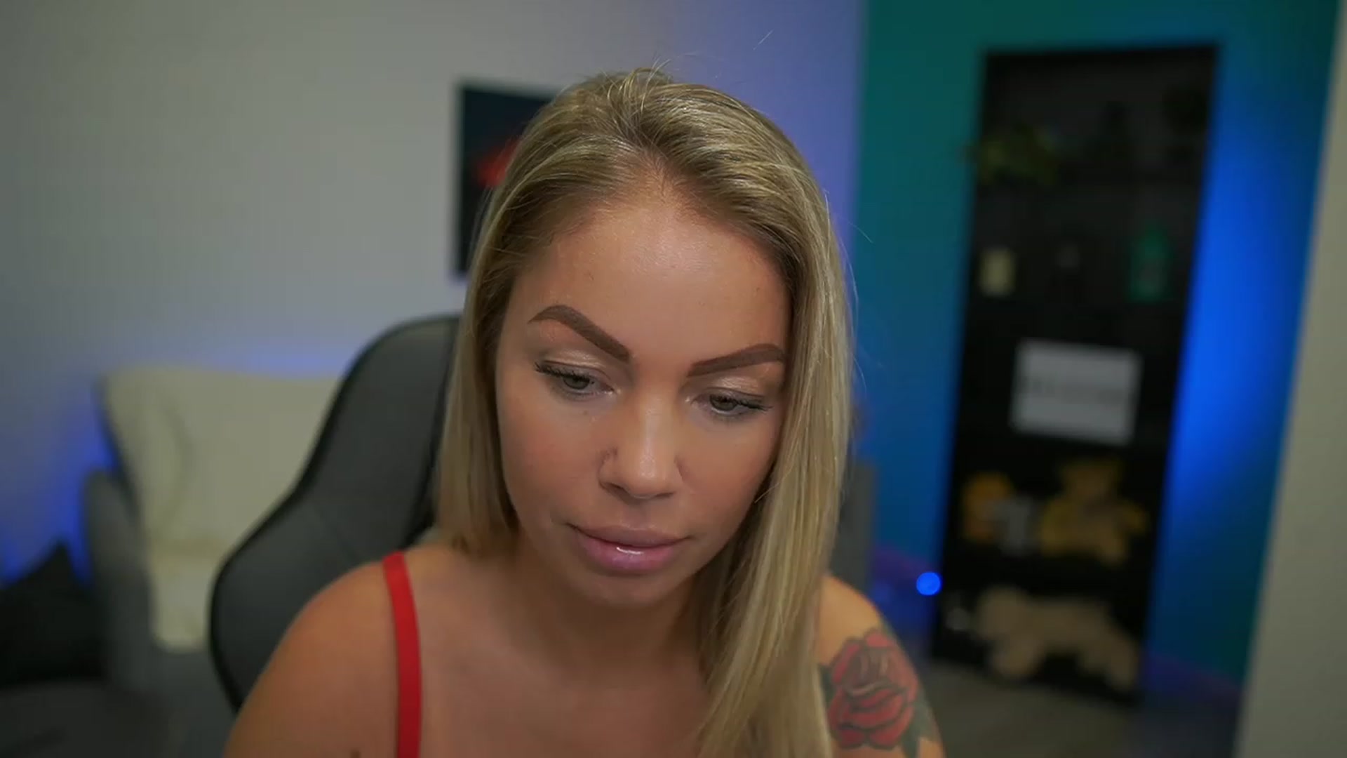 Gallery image thumbnail from MissySlapalot's myfreecams stream on, 12/15/2022, 12:57 image 5 of 20