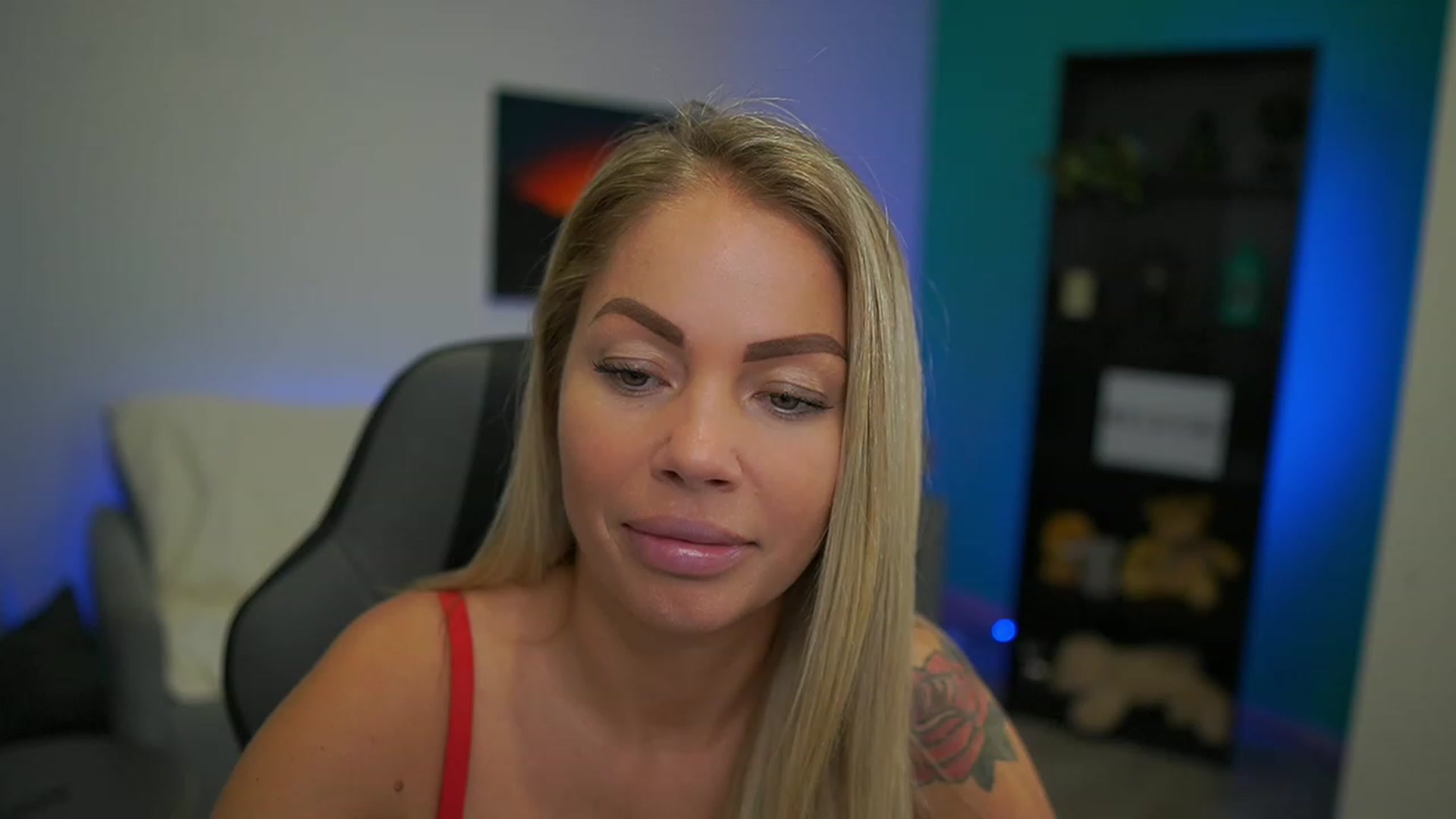 Gallery image thumbnail from MissySlapalot's myfreecams stream on, 12/15/2022, 12:57 image 8 of 20