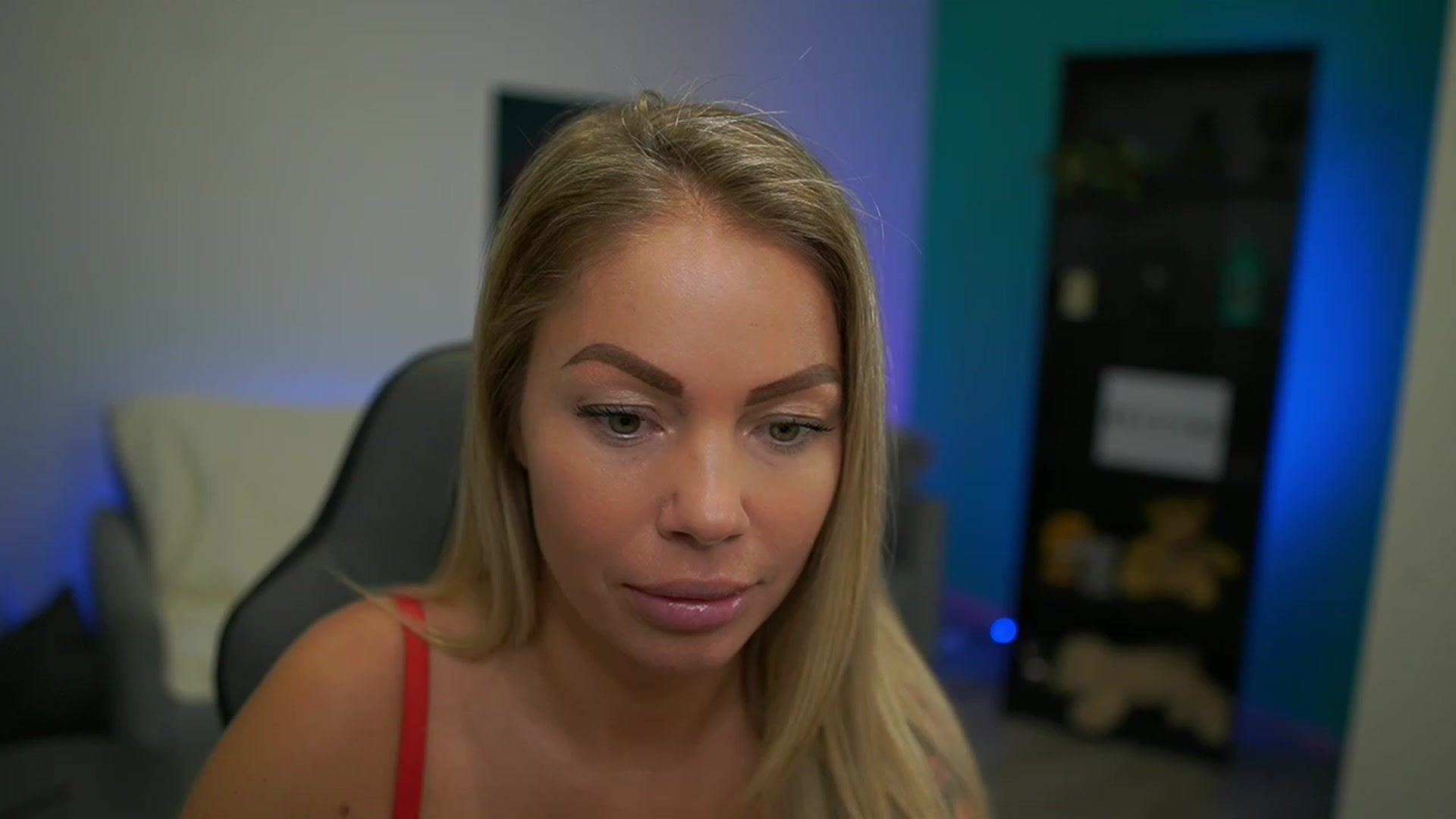 Gallery image thumbnail from MissySlapalot's myfreecams stream on, 12/15/2022, 12:57 image 7 of 20