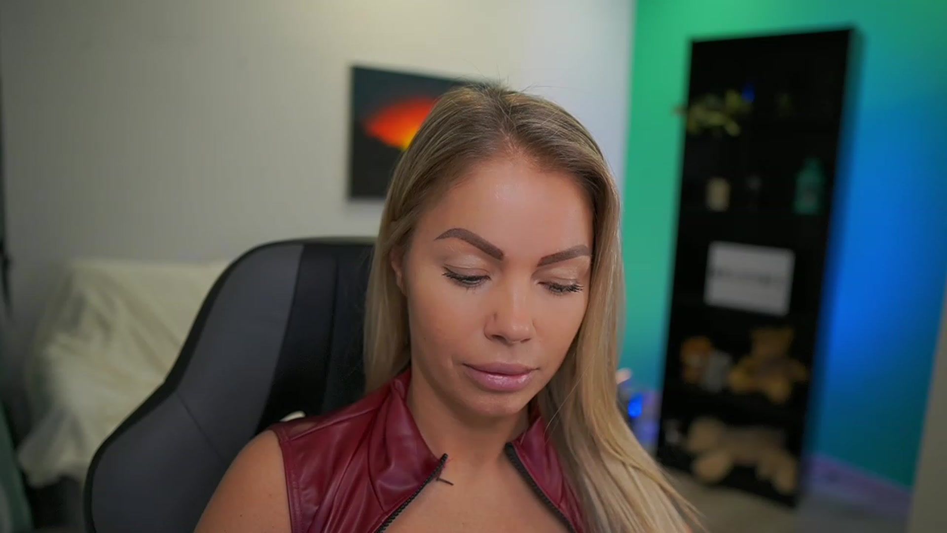 Gallery image thumbnail from MissySlapalot's myfreecams stream on, 12/19/2022, 09:49 image 2 of 20
