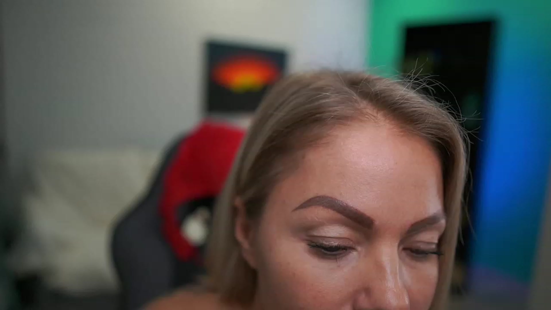 Gallery image thumbnail from MissySlapalot's myfreecams stream on, 12/19/2022, 13:34 image 13 of 20