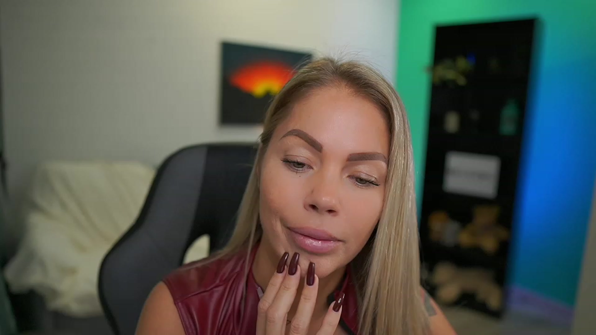 Gallery image thumbnail from MissySlapalot's myfreecams stream on, 12/19/2022, 15:35 image 4 of 20