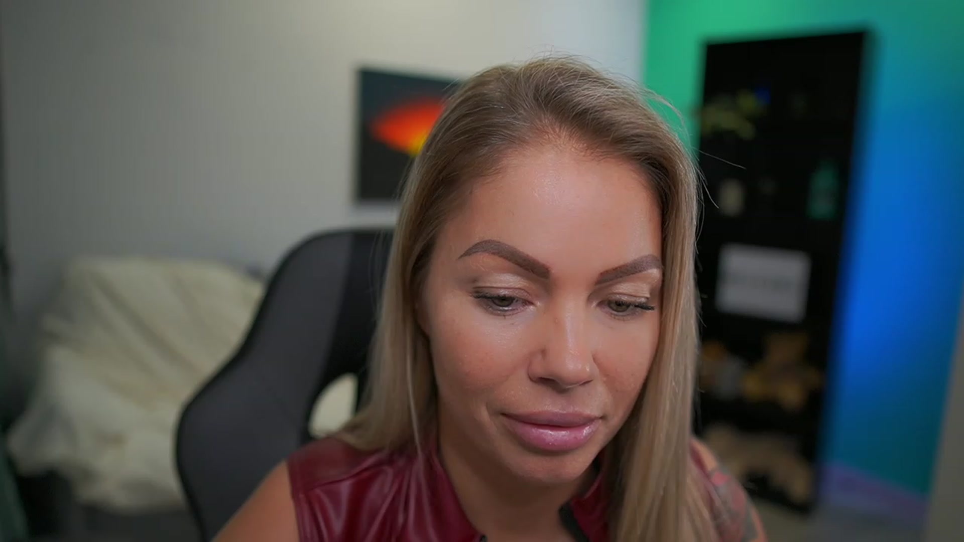 Gallery image thumbnail from MissySlapalot's myfreecams stream on, 12/19/2022, 17:41 image 8 of 20