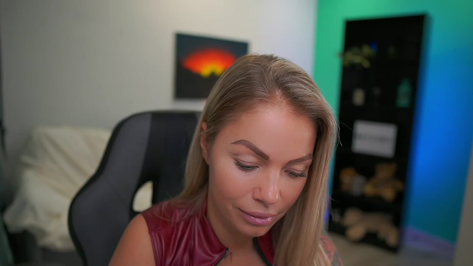 Gallery image thumbnail from MissySlapalot's myfreecams stream on, 12/19/2022, 17:41 image 11 of 20
