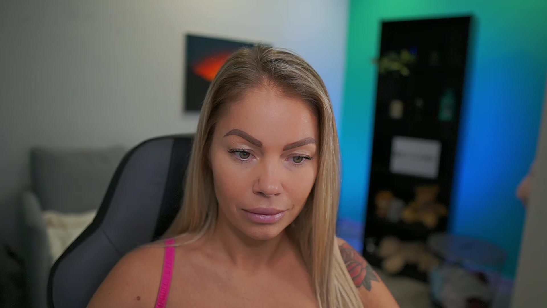 Gallery image thumbnail from MissySlapalot's myfreecams stream on, 12/21/2022, 10:28 image 5 of 20