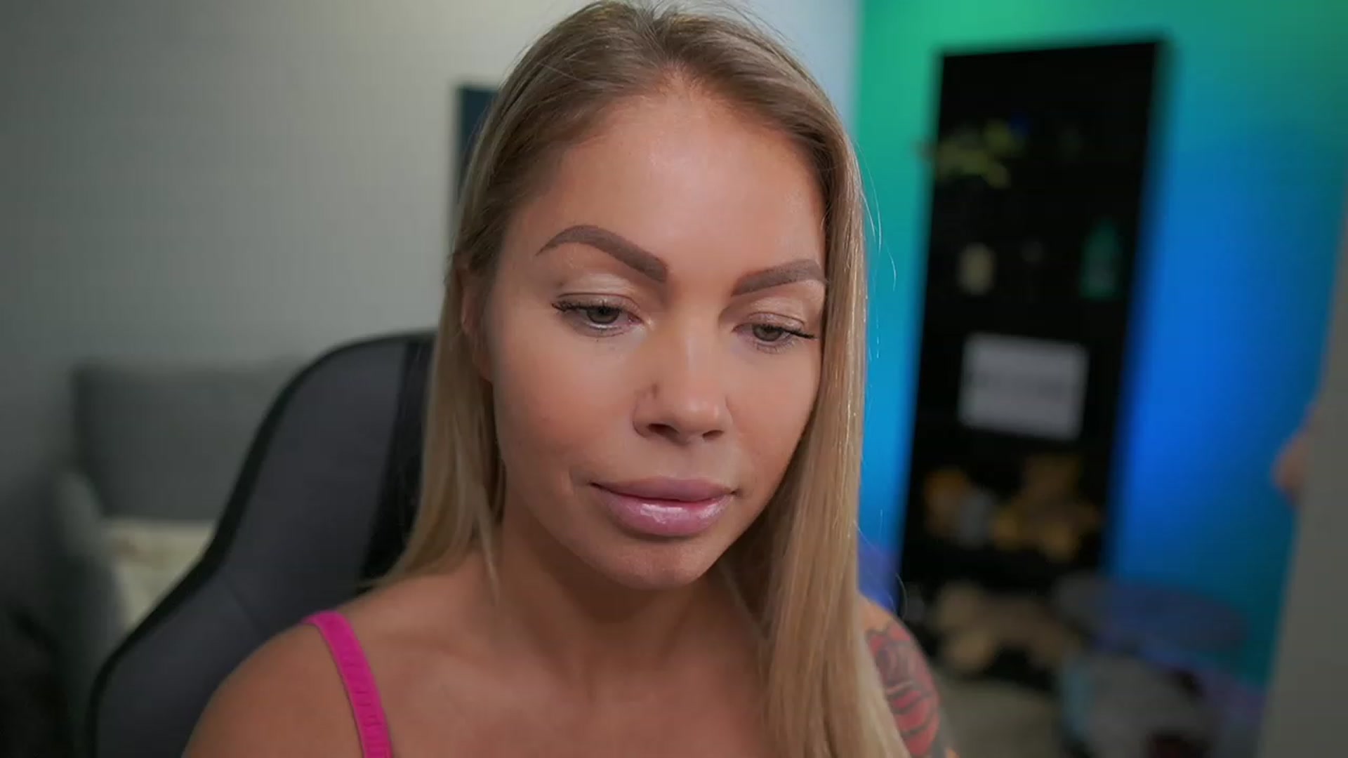 Gallery image thumbnail from MissySlapalot's myfreecams stream on, 12/21/2022, 11:15 image 19 of 20