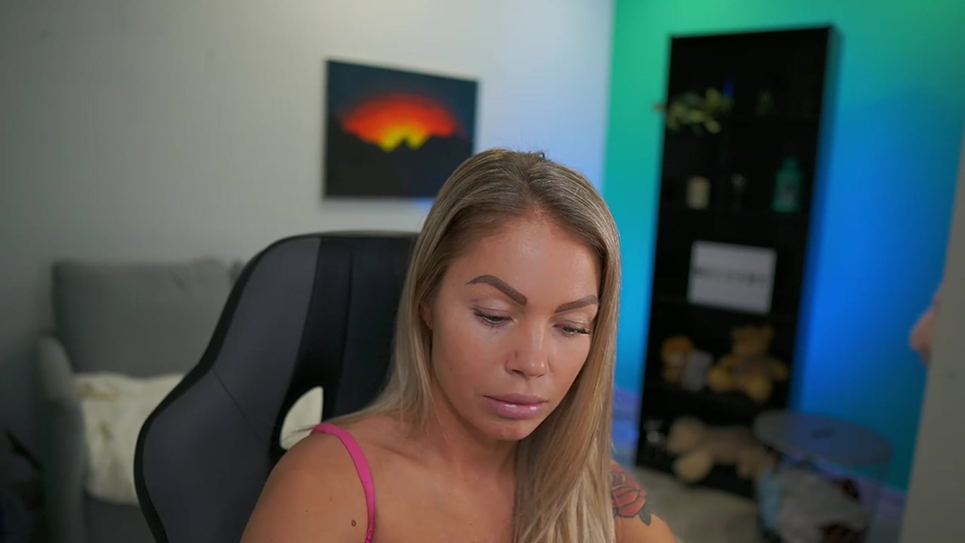 Gallery image thumbnail from MissySlapalot's myfreecams stream on, 12/21/2022, 14:51 image 7 of 20