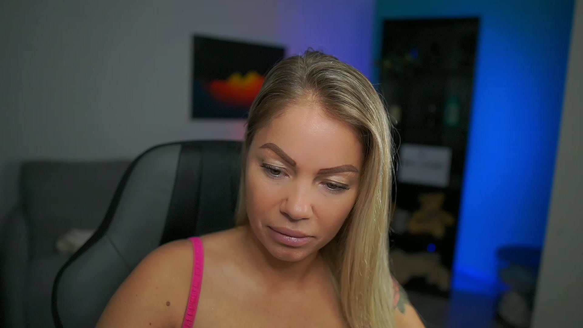 Gallery image thumbnail from MissySlapalot's myfreecams stream on, 01/04/2023, 10:57 image 1 of 20