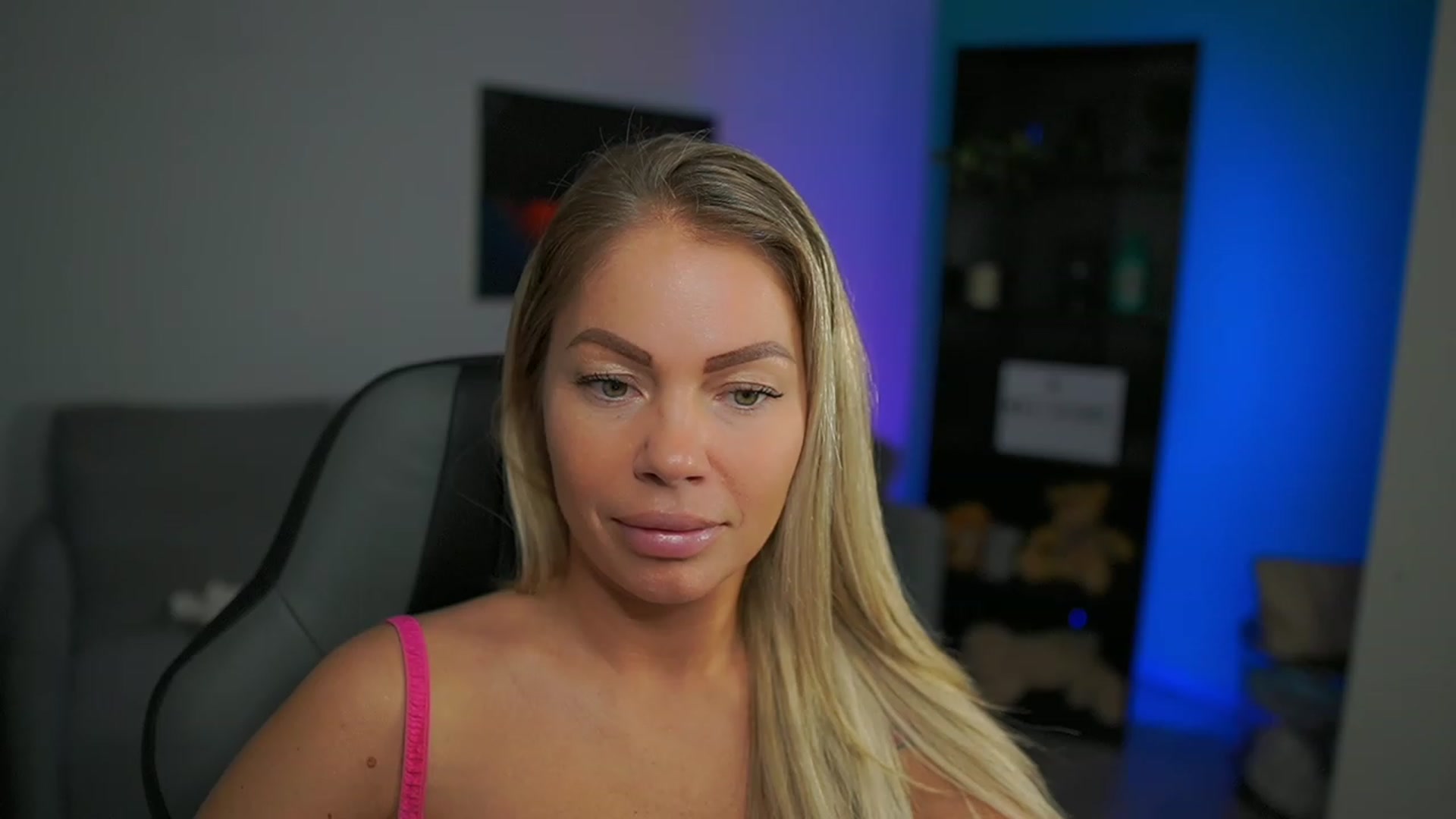 Gallery image thumbnail from MissySlapalot's myfreecams stream on, 01/04/2023, 12:56 image 11 of 20