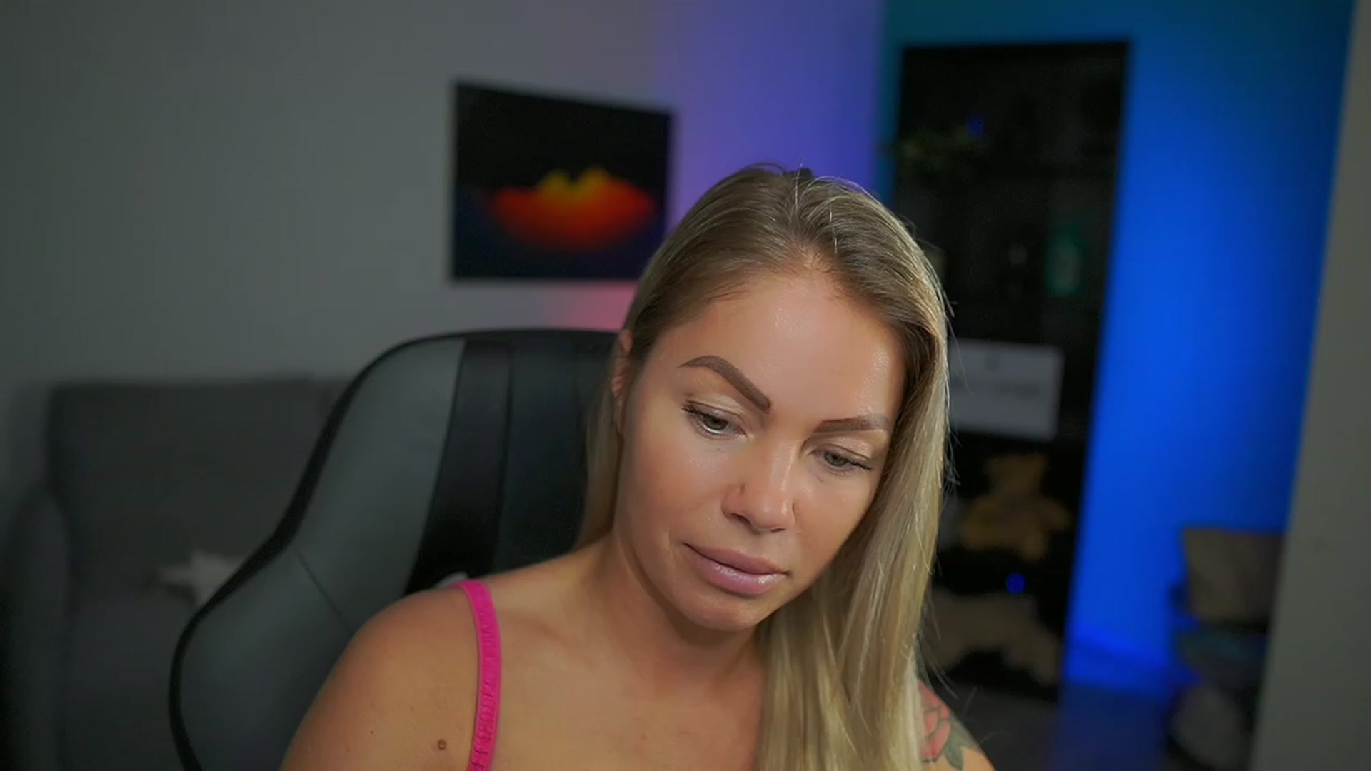 Gallery image thumbnail from MissySlapalot's myfreecams stream on, 01/04/2023, 17:43 image 1 of 20