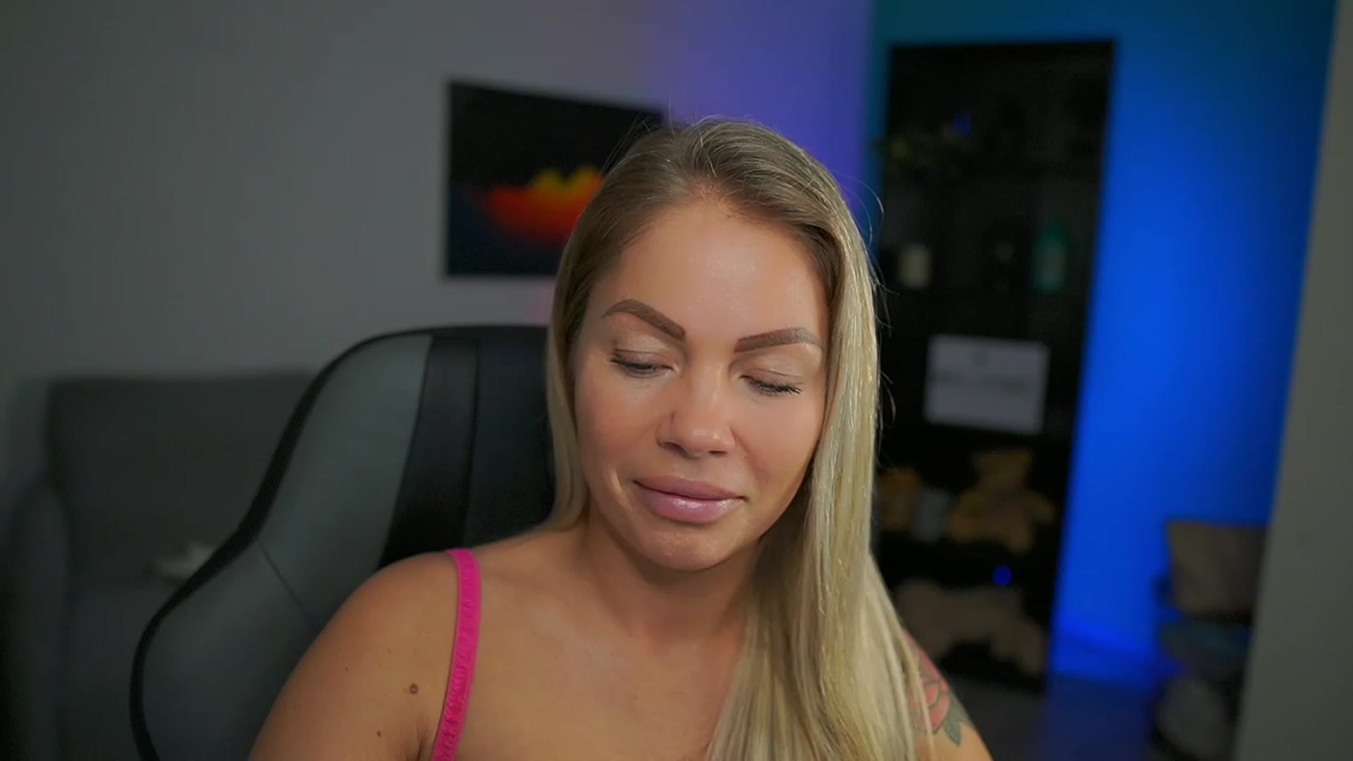 Gallery image thumbnail from MissySlapalot's myfreecams stream on, 01/04/2023, 17:43 image 3 of 20