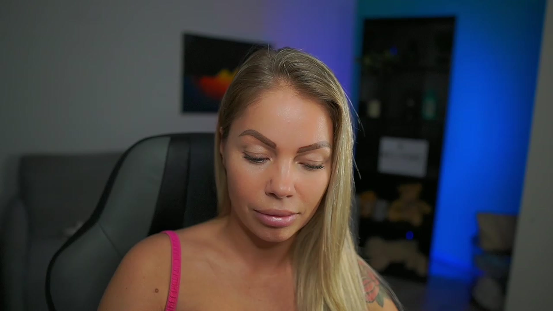 Gallery image thumbnail from MissySlapalot's myfreecams stream on, 01/04/2023, 17:43 image 6 of 20