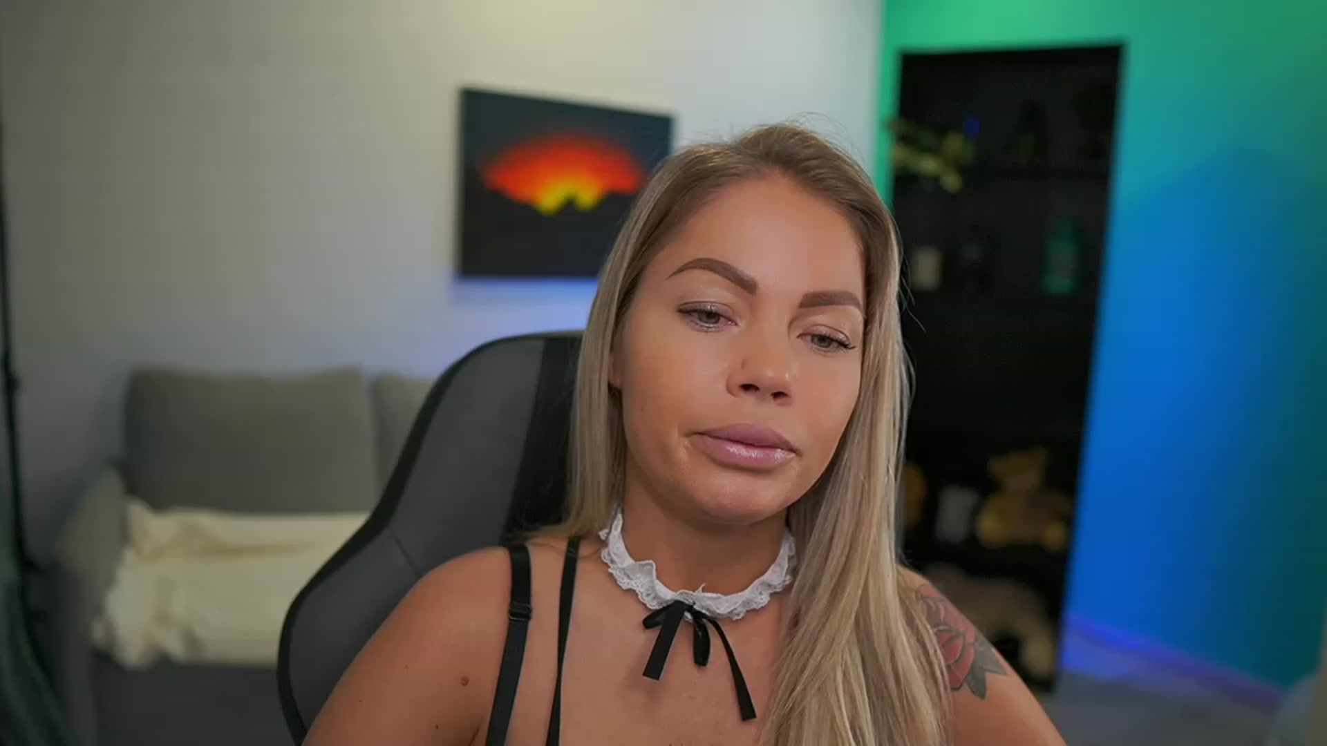 Gallery image thumbnail from MissySlapalot's myfreecams stream on, 01/17/2023, 09:21 image 9 of 20
