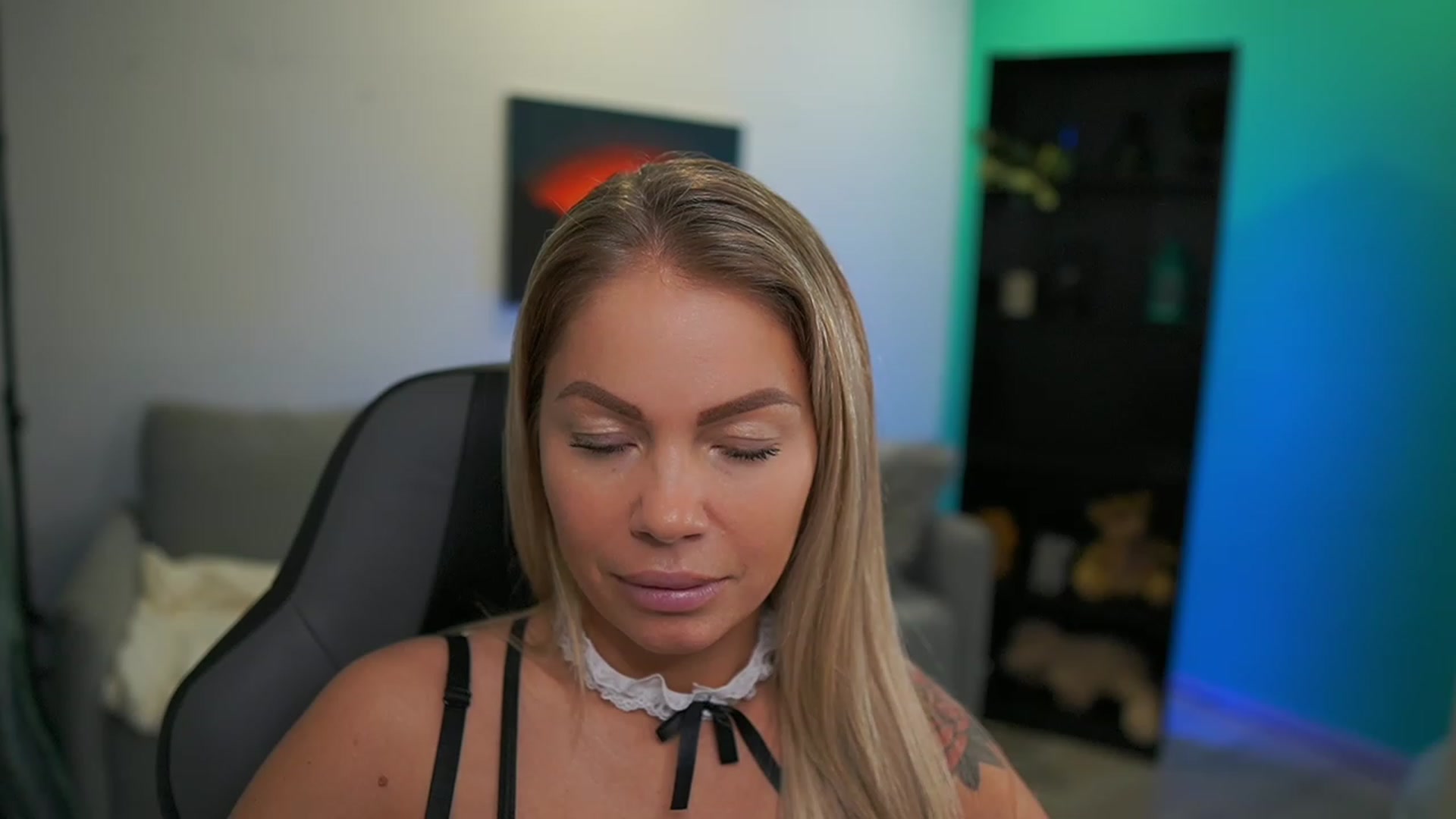 Gallery image thumbnail from MissySlapalot's myfreecams stream on, 01/17/2023, 12:55 image 7 of 20