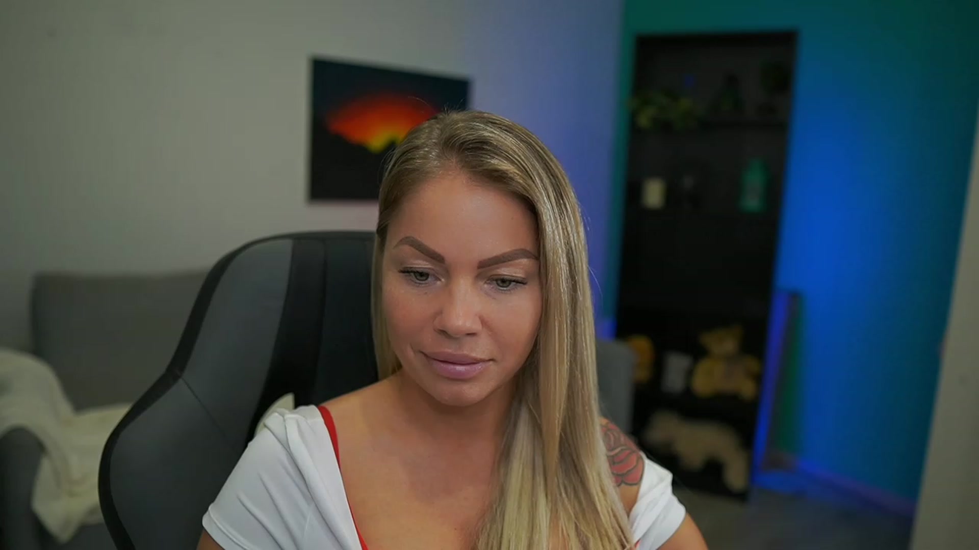 Gallery image thumbnail from MissySlapalot's myfreecams stream on, 01/18/2023, 17:56 image 13 of 20
