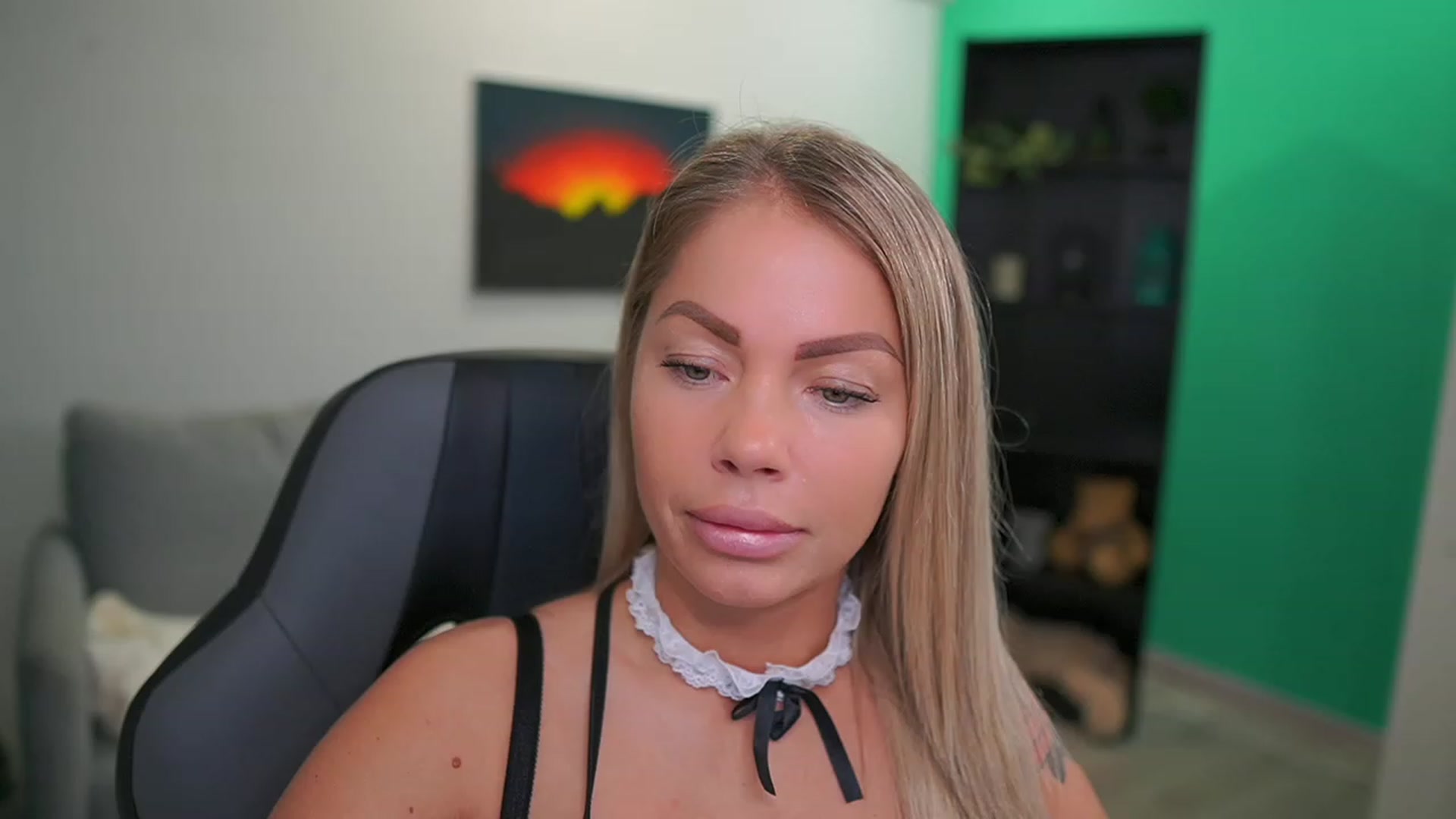 Gallery image thumbnail from MissySlapalot's myfreecams stream on, 01/25/2023, 11:03 image 12 of 20