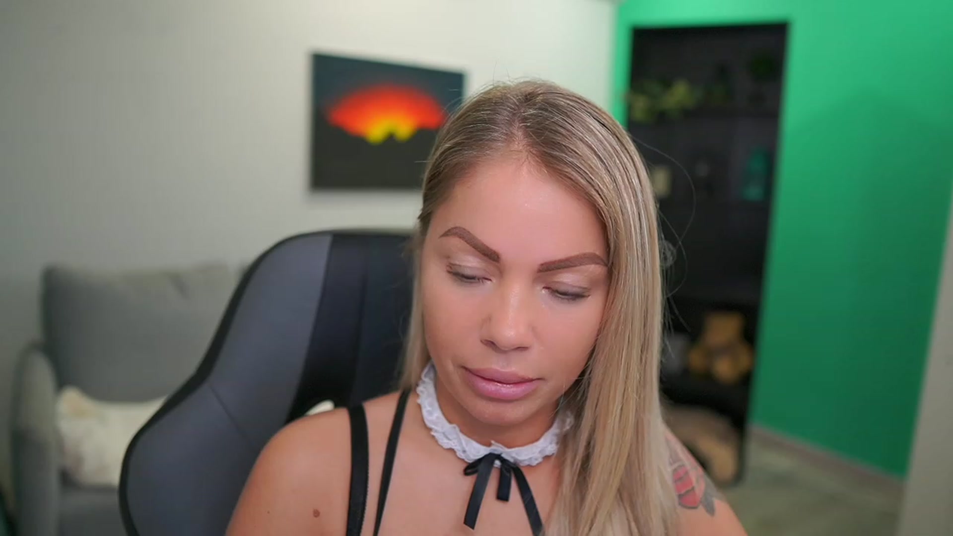 Gallery image thumbnail from MissySlapalot's myfreecams stream on, 01/25/2023, 11:03 image 3 of 20