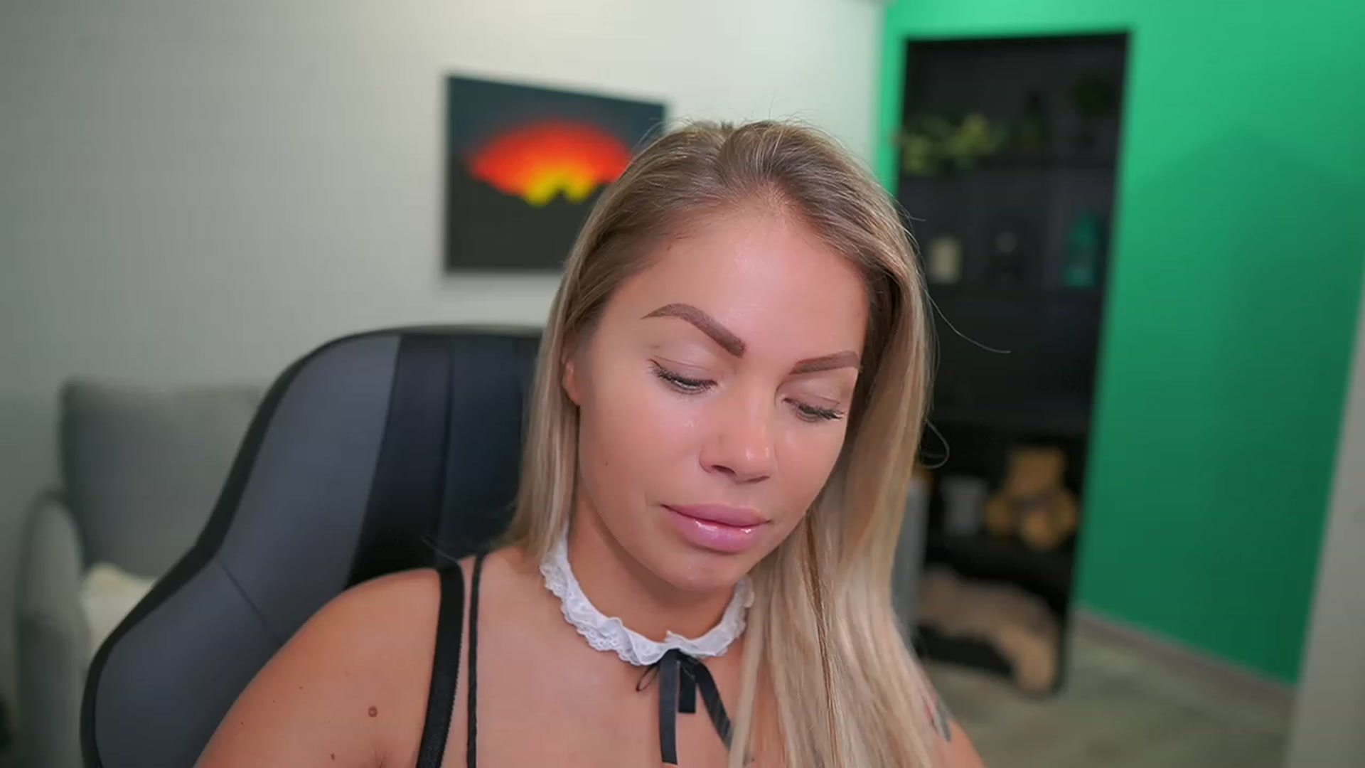 Gallery image thumbnail from MissySlapalot's myfreecams stream on, 01/25/2023, 14:47 image 6 of 20