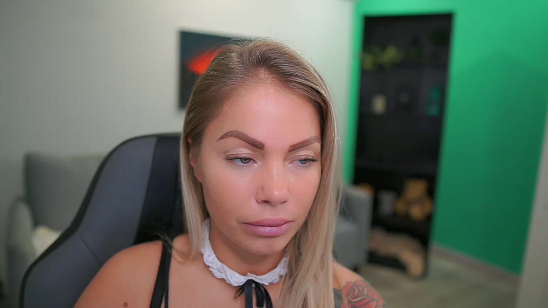Gallery image thumbnail from MissySlapalot's myfreecams stream on, 01/25/2023, 14:47 image 3 of 20