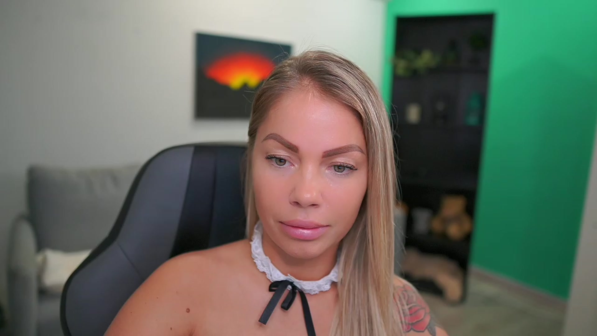 Gallery image thumbnail from MissySlapalot's myfreecams stream on, 01/25/2023, 17:59 image 13 of 20
