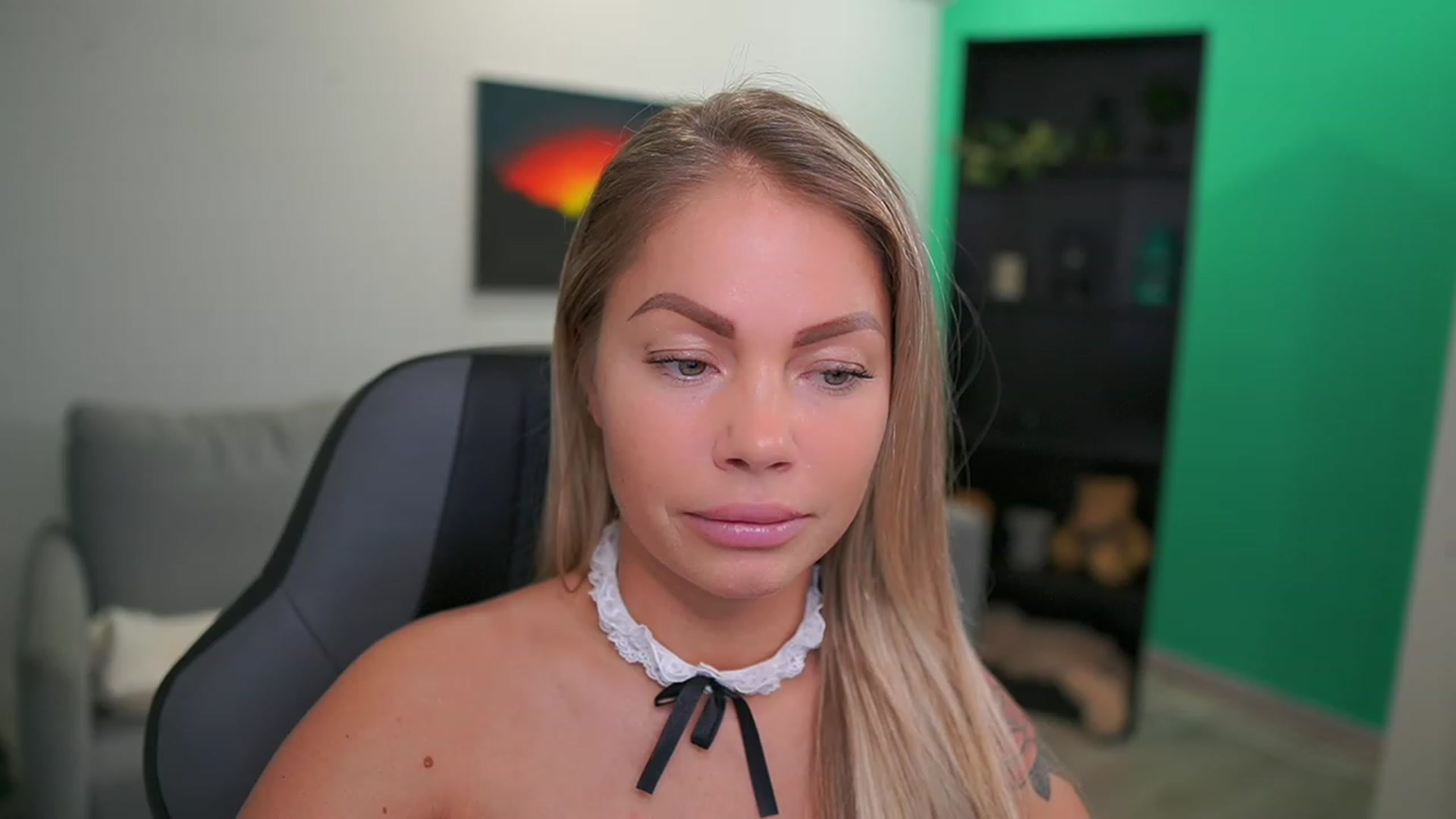 Gallery image thumbnail from MissySlapalot's myfreecams stream on, 01/25/2023, 17:59 image 10 of 20
