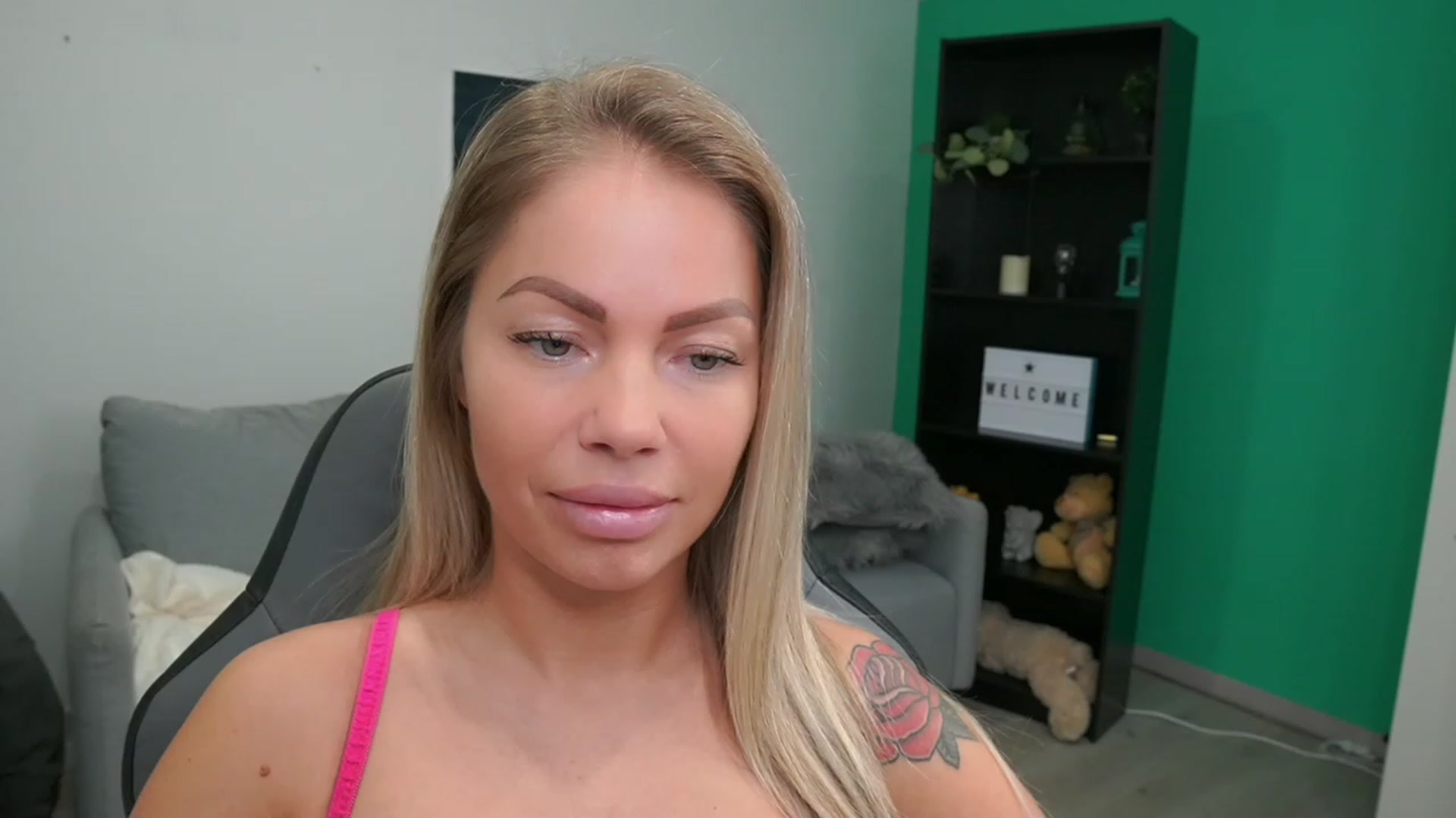 Gallery image thumbnail from MissySlapalot's myfreecams stream on, 02/01/2023, 09:09 image 13 of 20